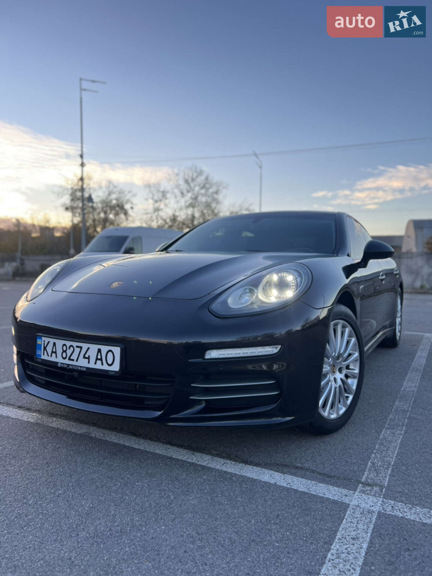 Porsche Panamera 2013 VIN WP0ZZZ97ZEL000860 фото оголошення 2 з 55