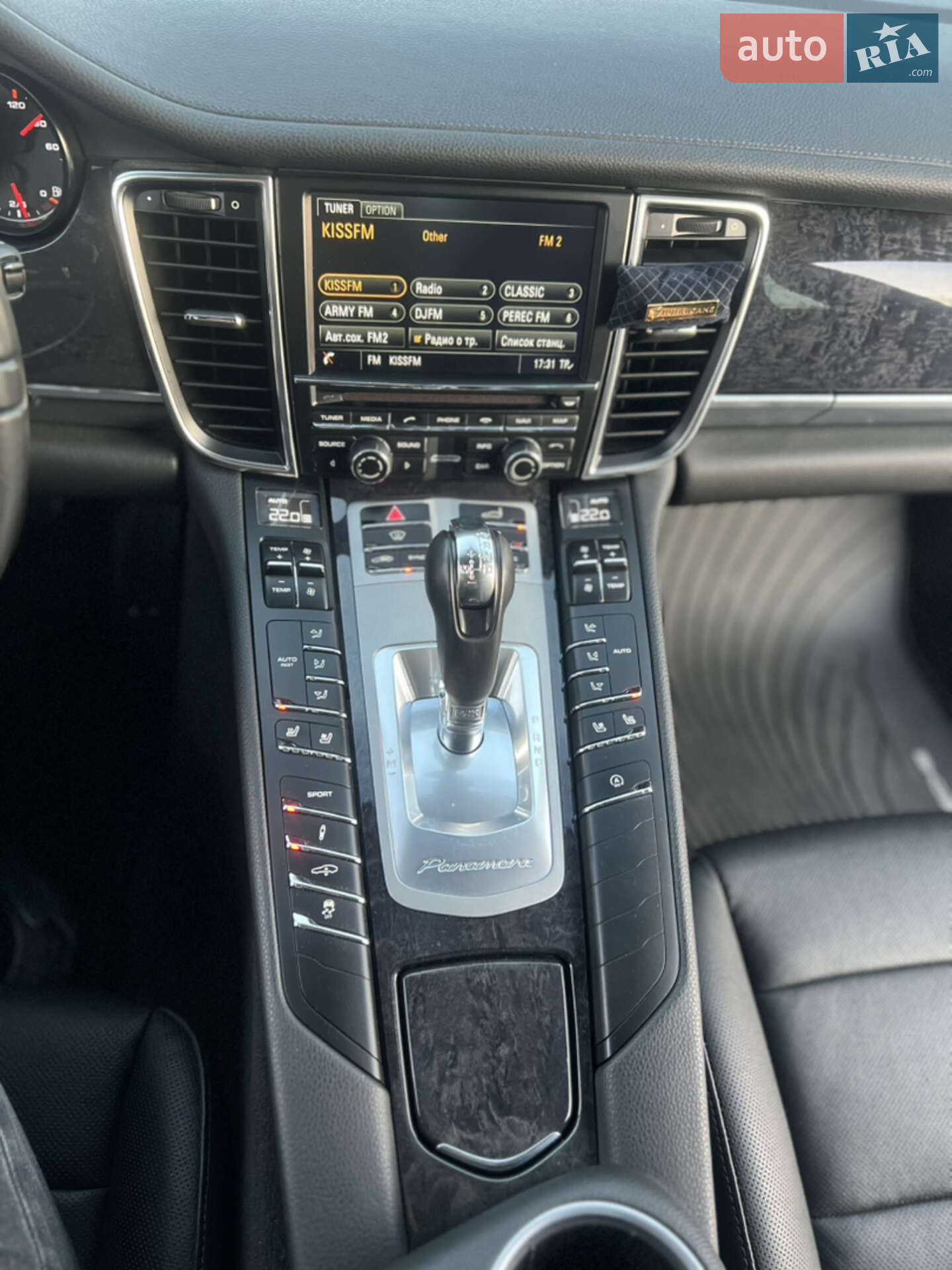 Porsche Panamera 2013 VIN WP0ZZZ97ZEL000860 фото оголошення 21 з 55