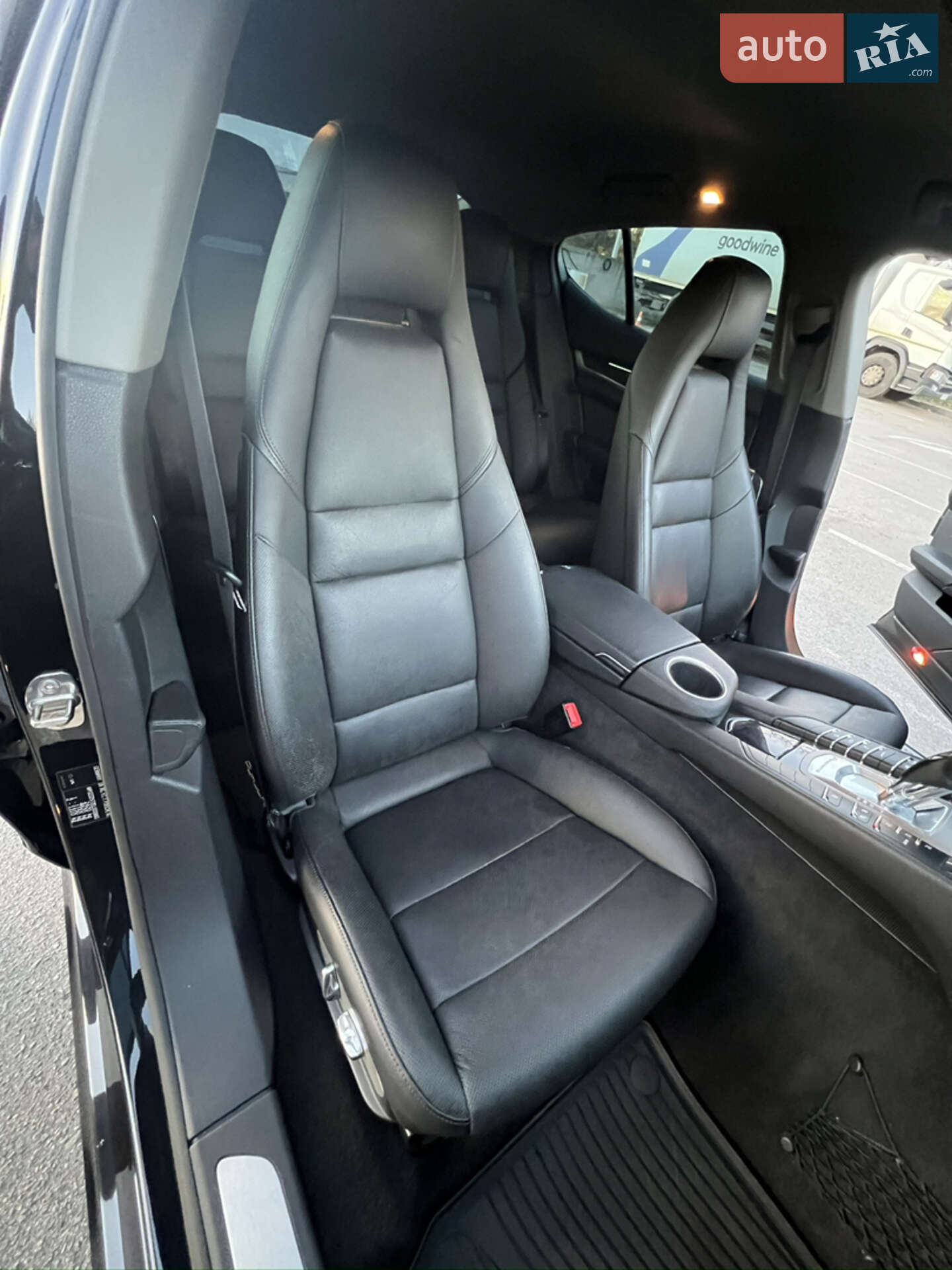 Porsche Panamera 2013 VIN WP0ZZZ97ZEL000860 фото оголошення 32 з 55