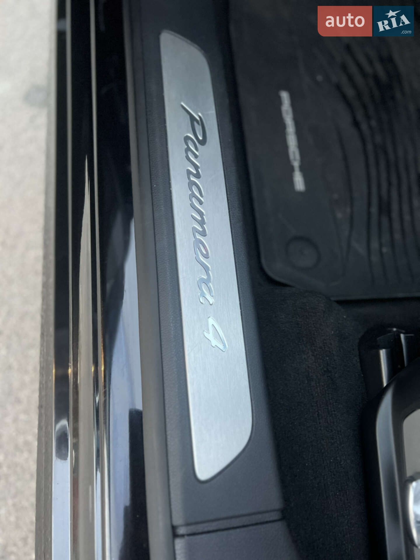 Porsche Panamera 2013 VIN WP0ZZZ97ZEL000860 фото оголошення 33 з 55