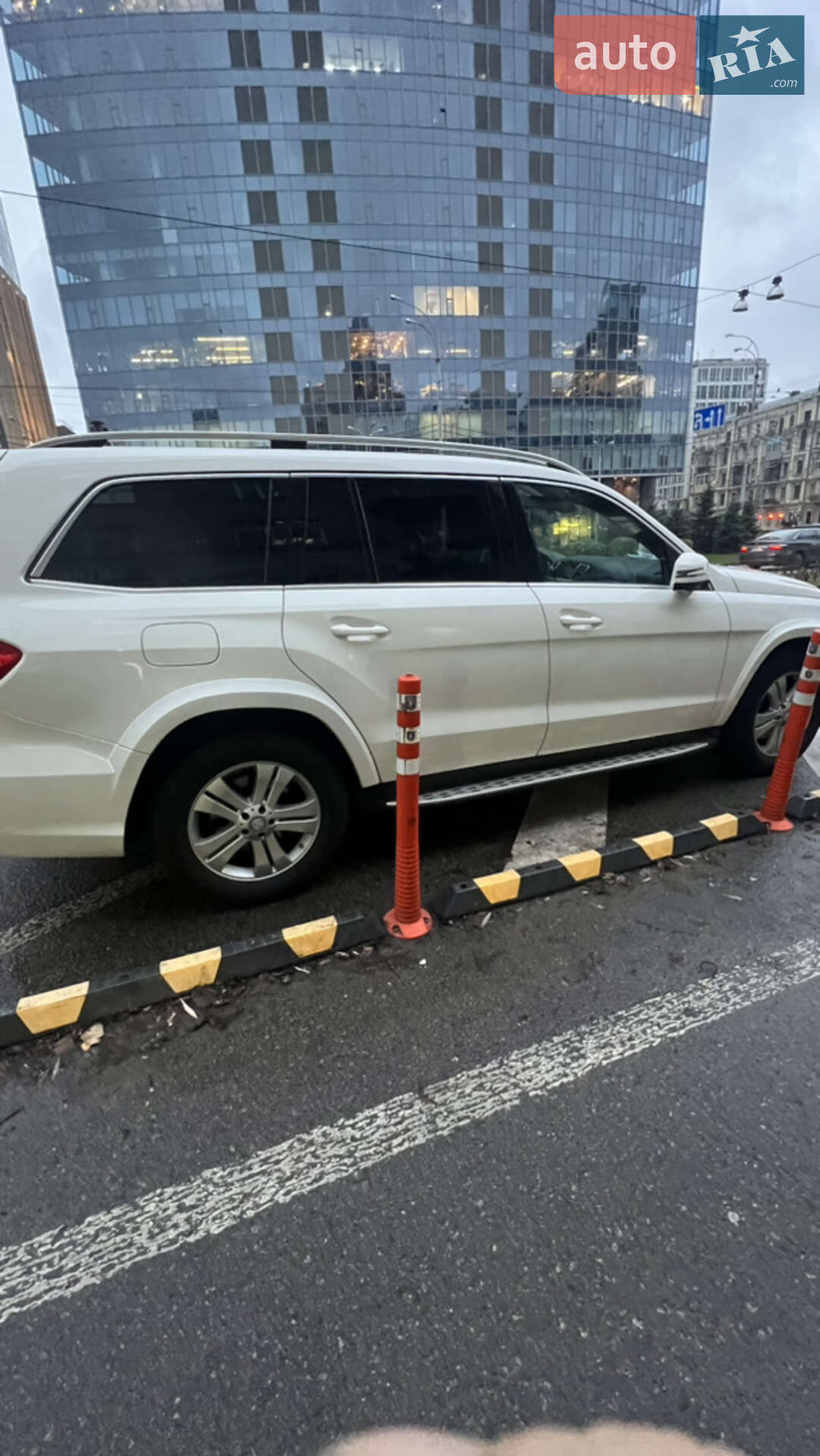 Mercedes-Benz GL-Class 2015 VIN WDC1668241A590973 фото оголошення 60 з 64