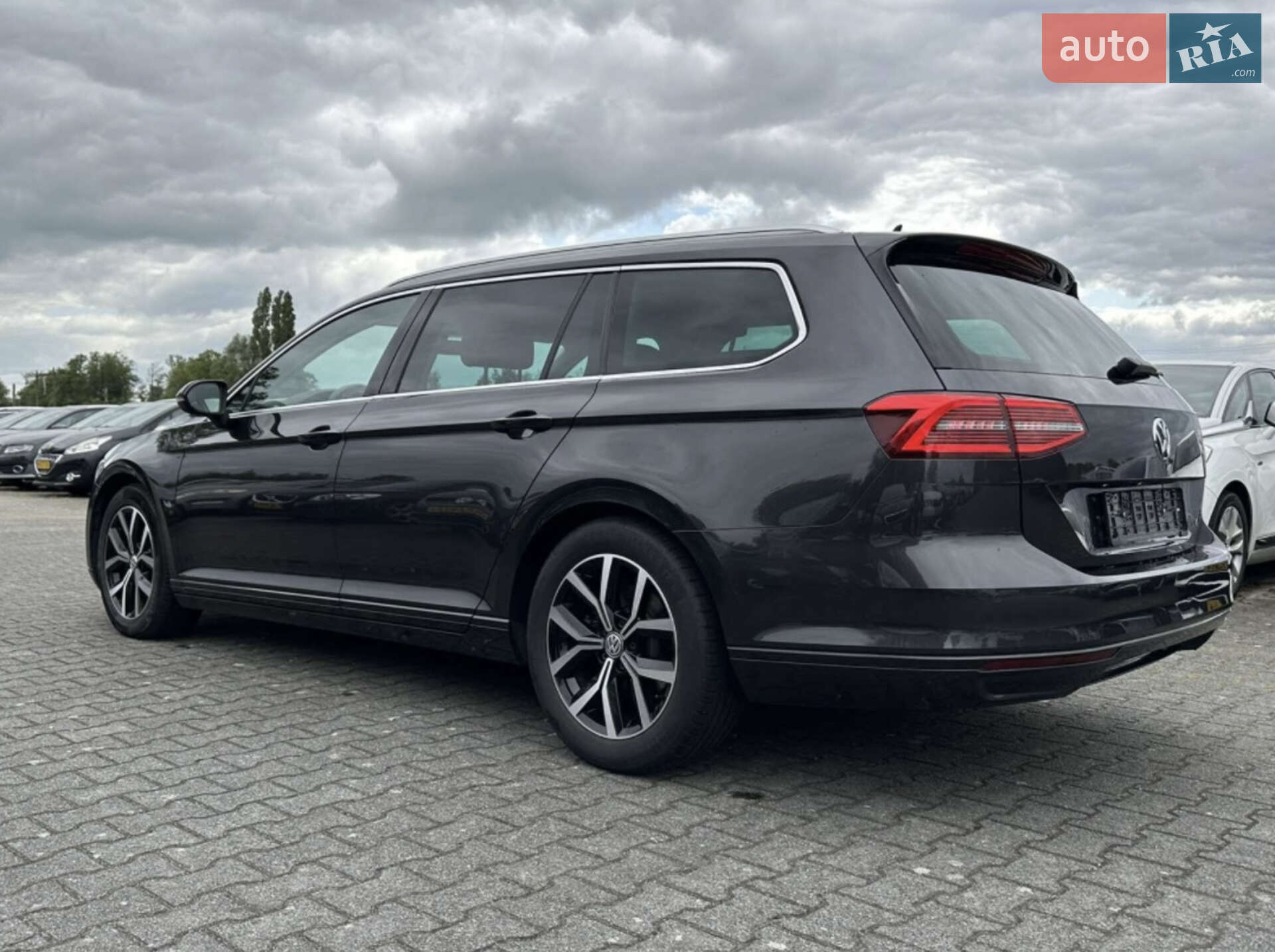 Volkswagen Passat 2017 VIN WVWZZZ3CZJE075533 фото оголошення 37 з 41