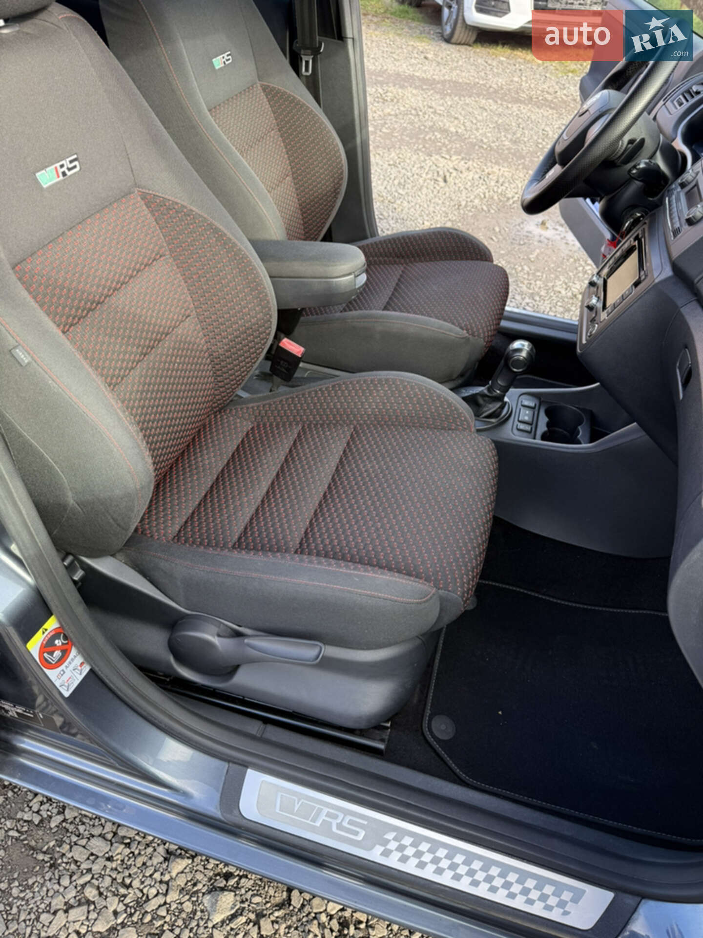 Skoda Fabia 2011 VIN TMBEP65J9B3122959 фото оголошення 8 з 12