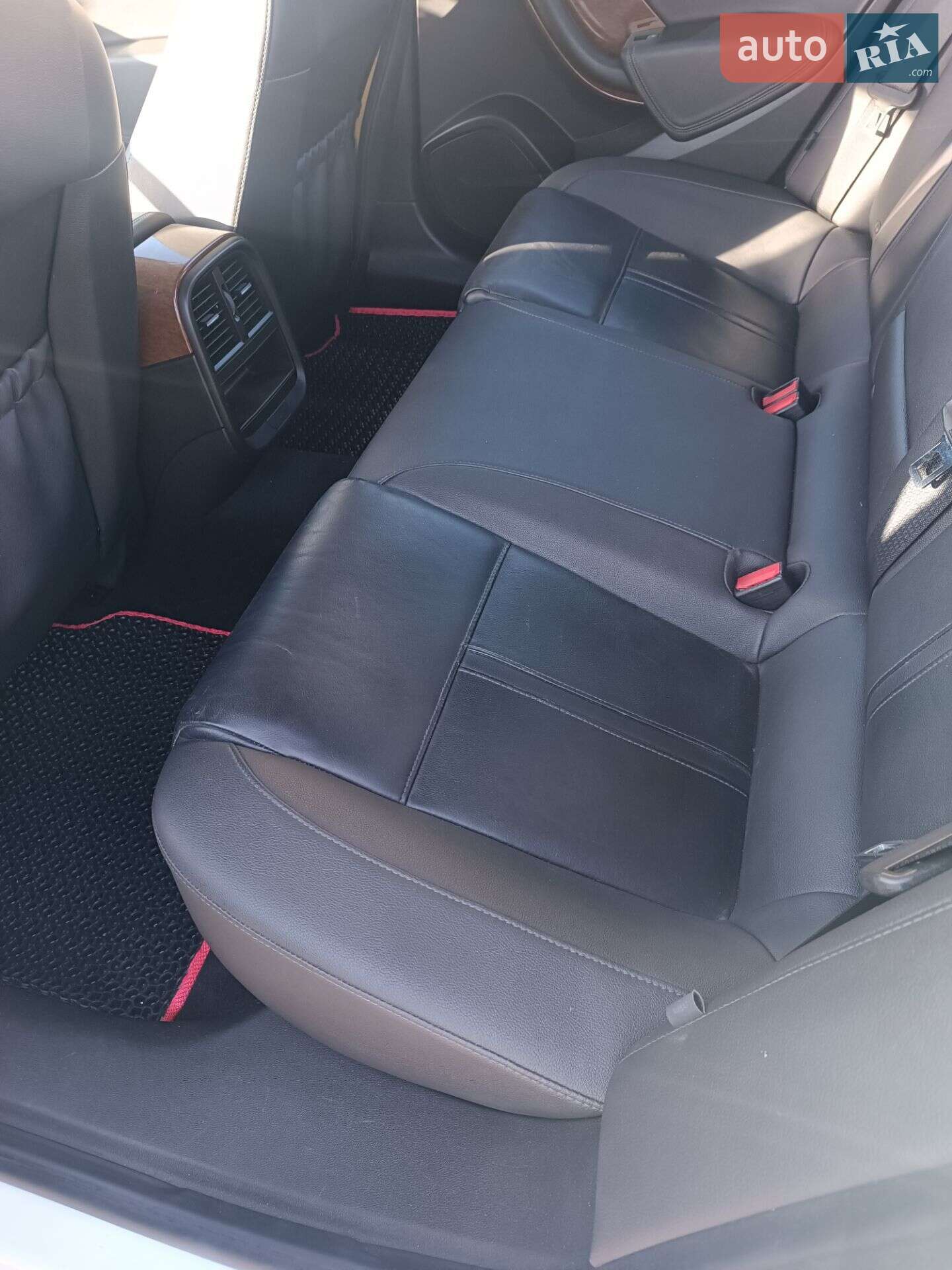 Saab 9-5 2010 VIN YS3GN4ARXB4003545 фото оголошення 12 з 41