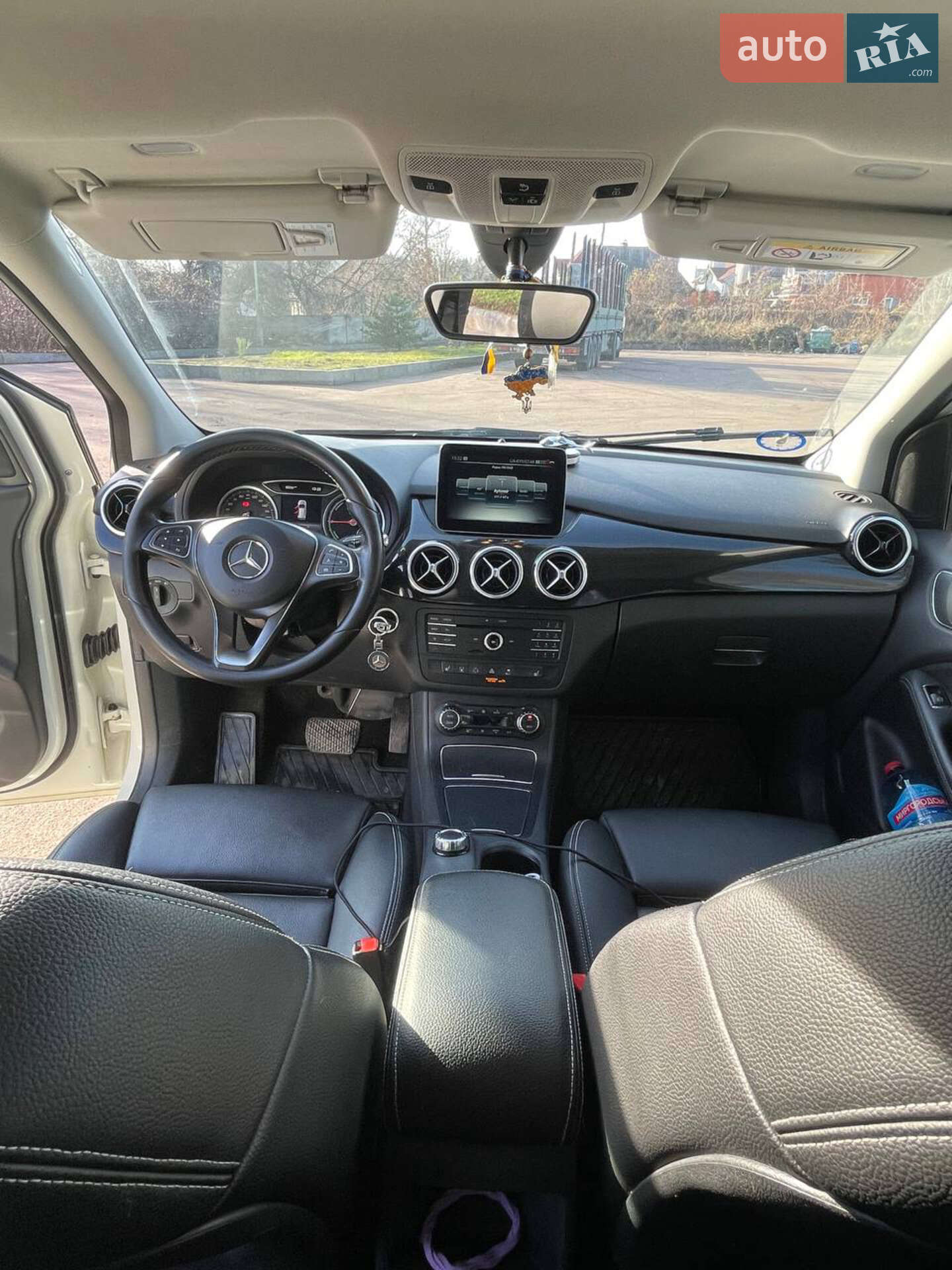 Mercedes-Benz B-Class 2016 VIN WDD2428901J012396 фото оголошення 7 з 11