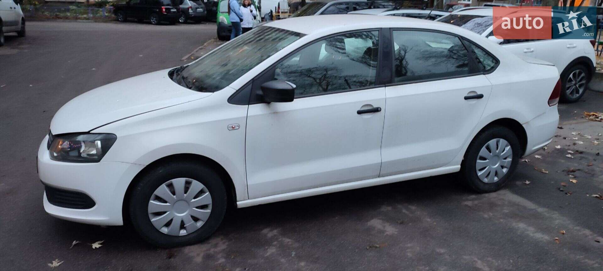 Volkswagen Polo 2013 VIN XW8ZZZ61ZDG053275 фото оголошення 4 з 21