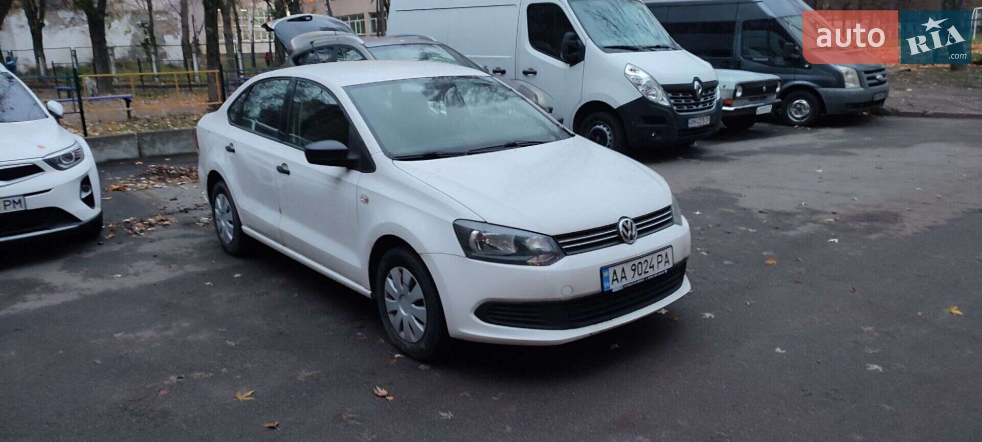 Volkswagen Polo 2013 VIN XW8ZZZ61ZDG053275 фото оголошення 2 з 21