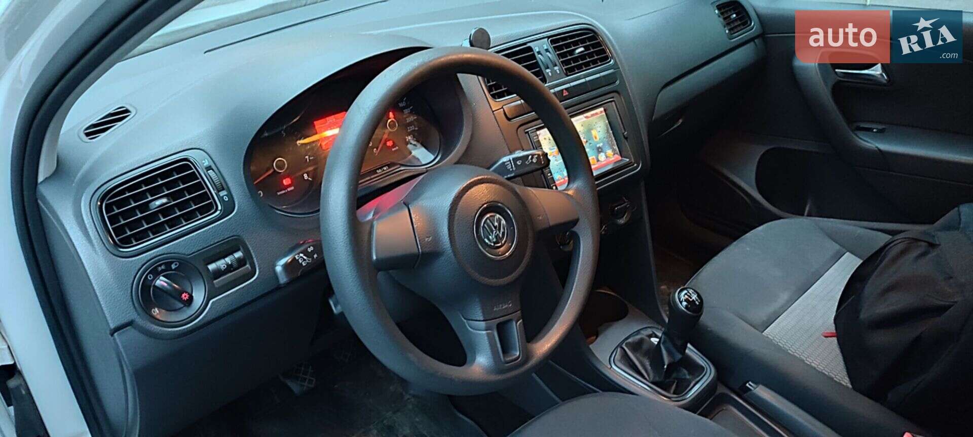 Volkswagen Polo 2013 VIN XW8ZZZ61ZDG053275 фото оголошення 10 з 21
