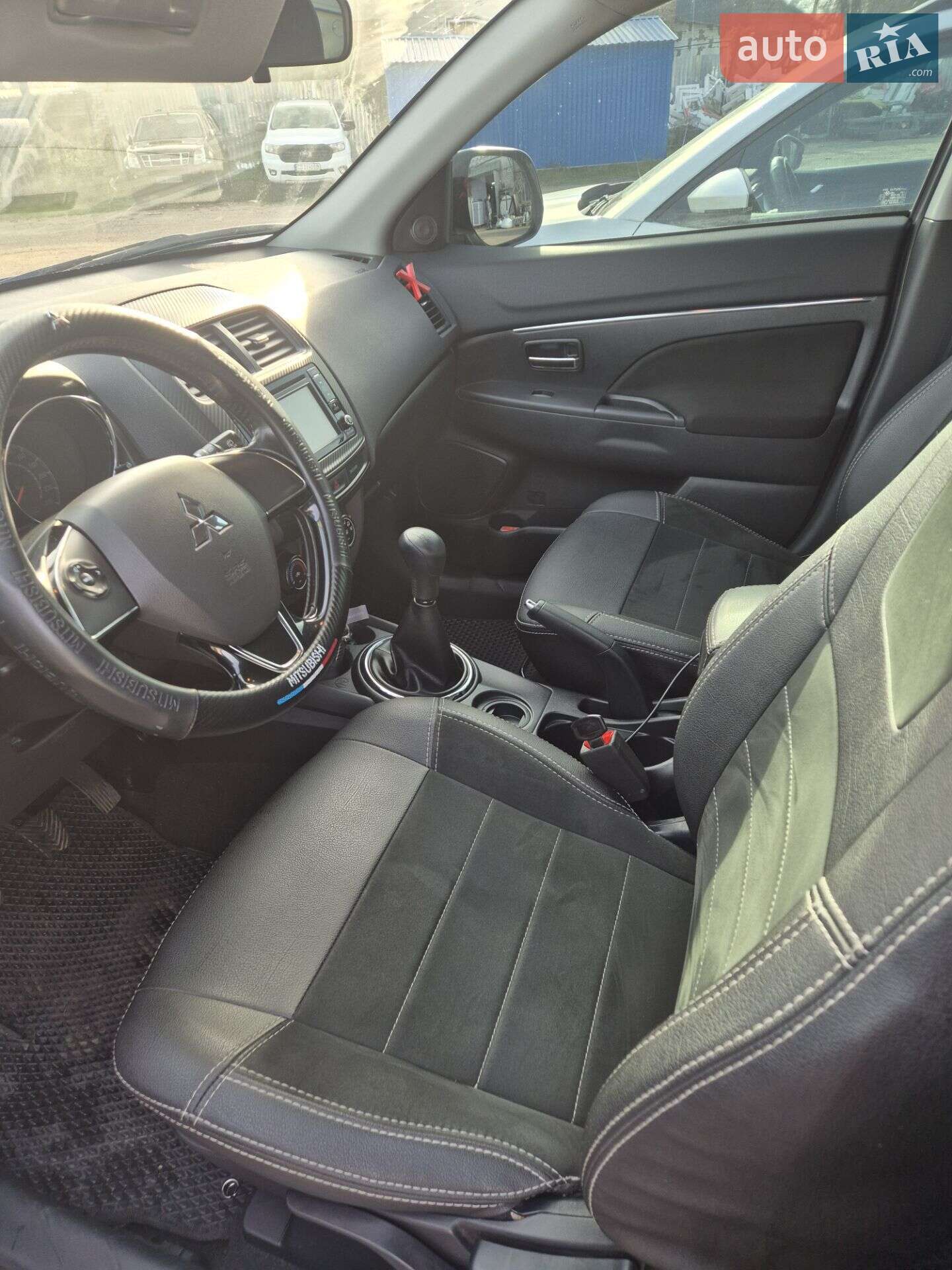 Mitsubishi ASX 2017 VIN JMBXNGA1WHZ014164 фото оголошення 10 з 18