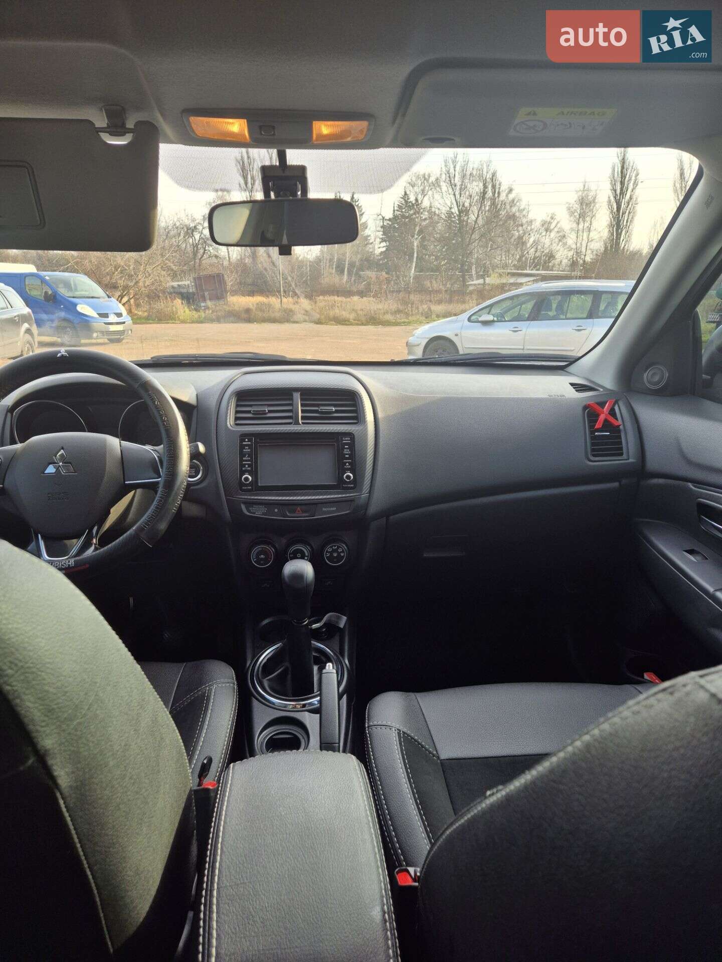 Mitsubishi ASX 2017 VIN JMBXNGA1WHZ014164 фото оголошення 12 з 18