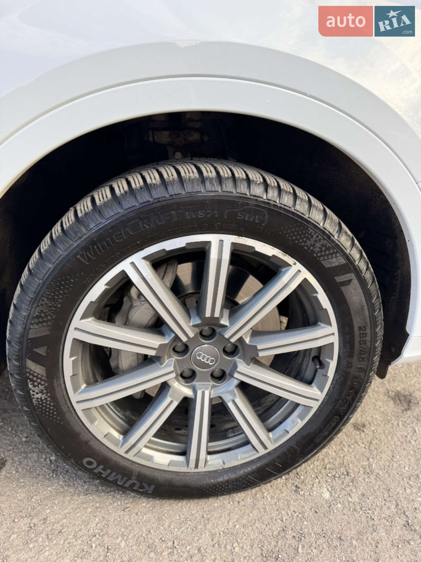 Audi Q7 2018 VIN WA1LHAF75KD024641 фото оголошення 15 з 37