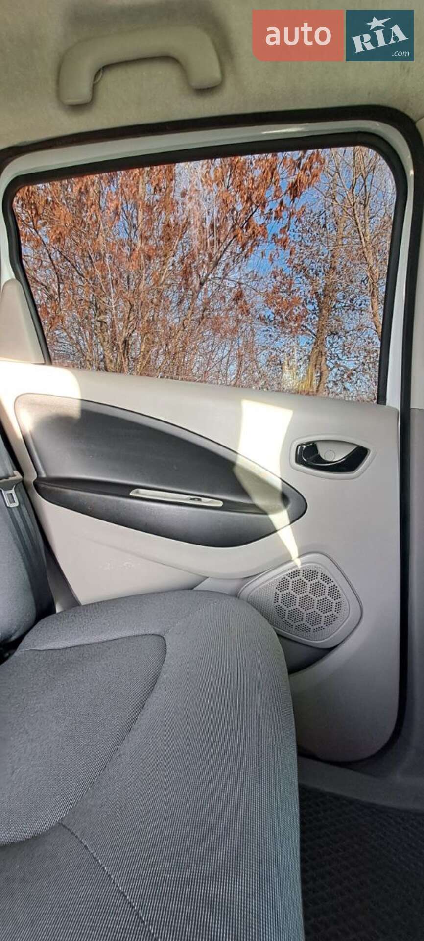 Renault Zoe 2016 VIN VF1AGVYB056083841 фото оголошення 19 з 32