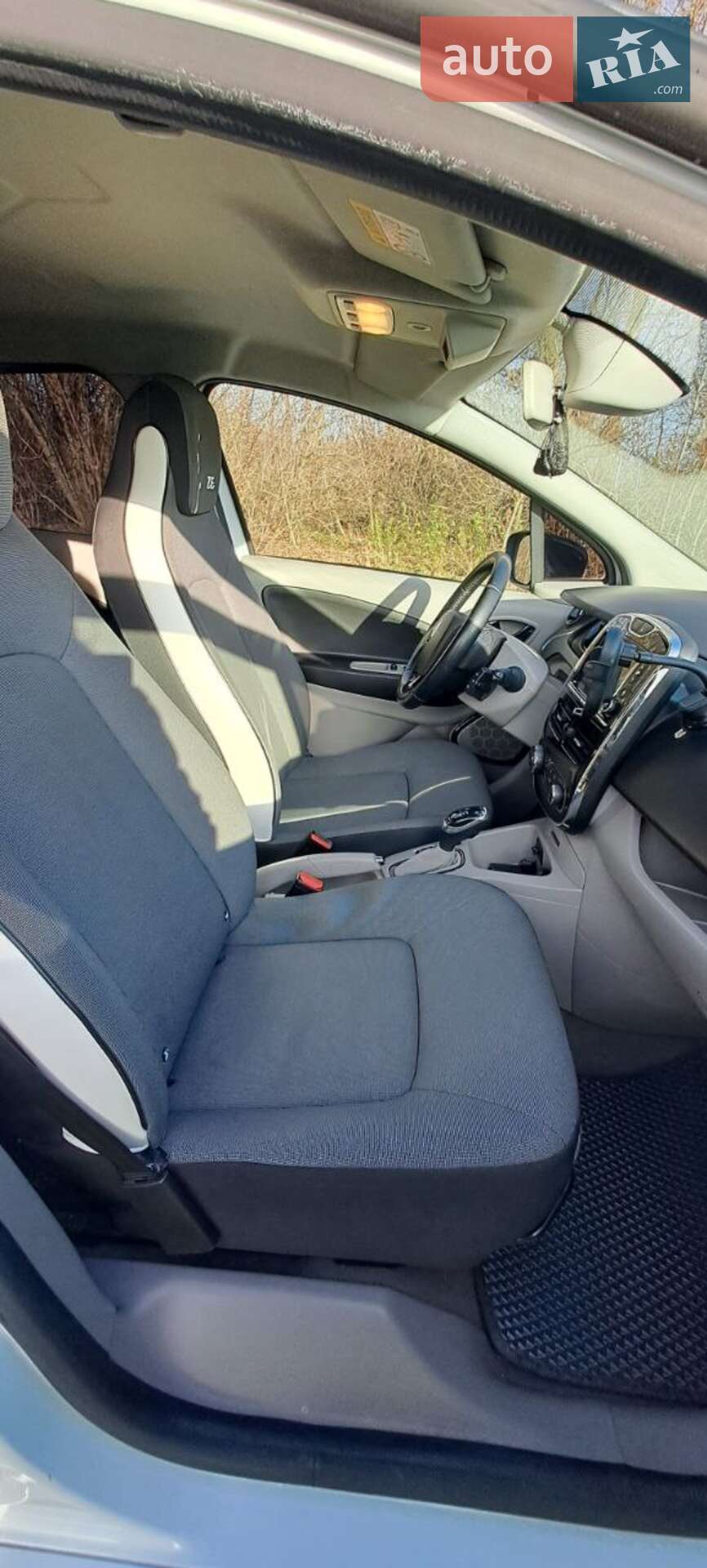 Renault Zoe 2016 VIN VF1AGVYB056083841 фото оголошення 21 з 32