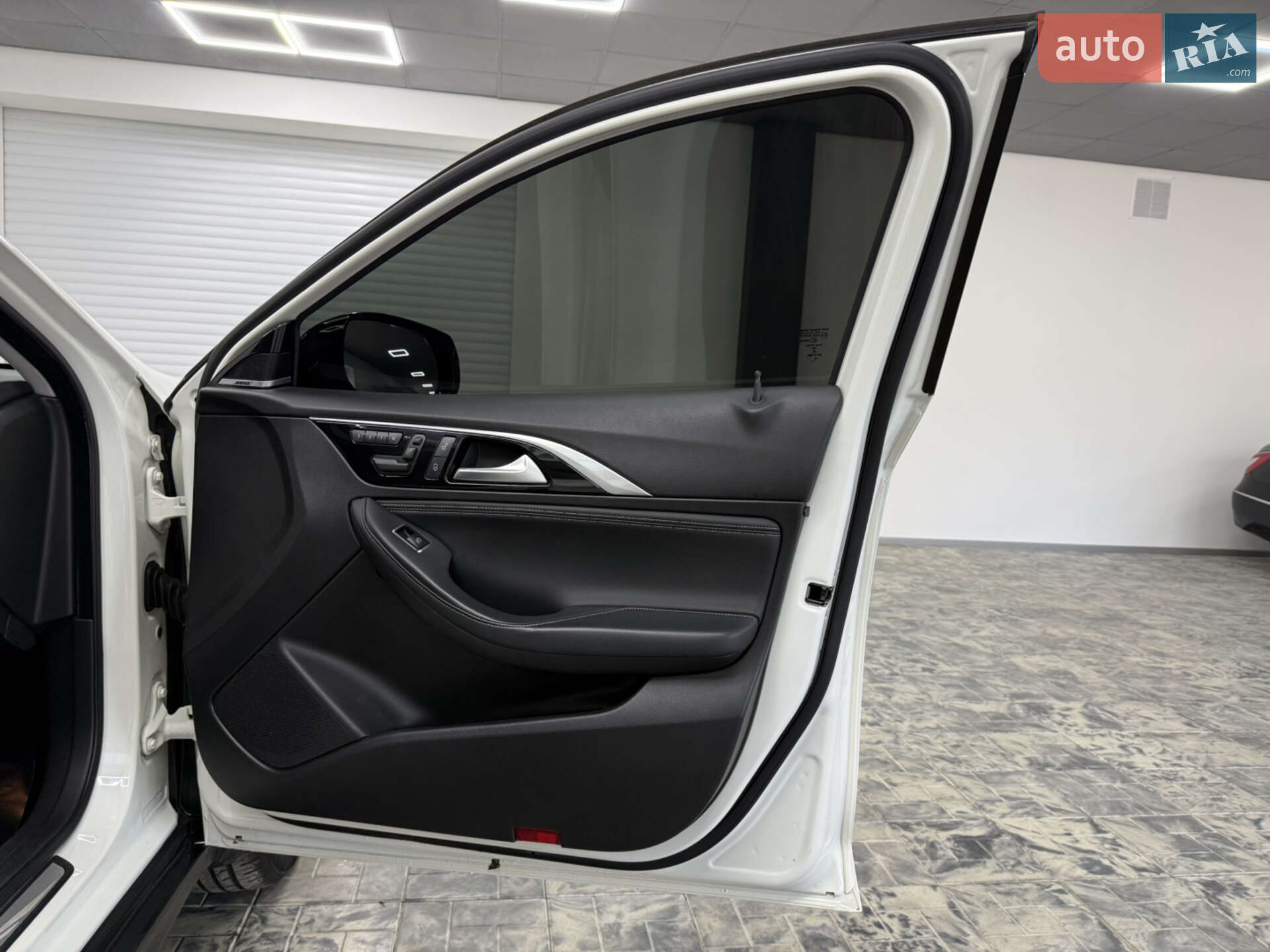 Infiniti QX30 2016 VIN SJKCH5CR0HA032298 фото оголошення 22 з 27