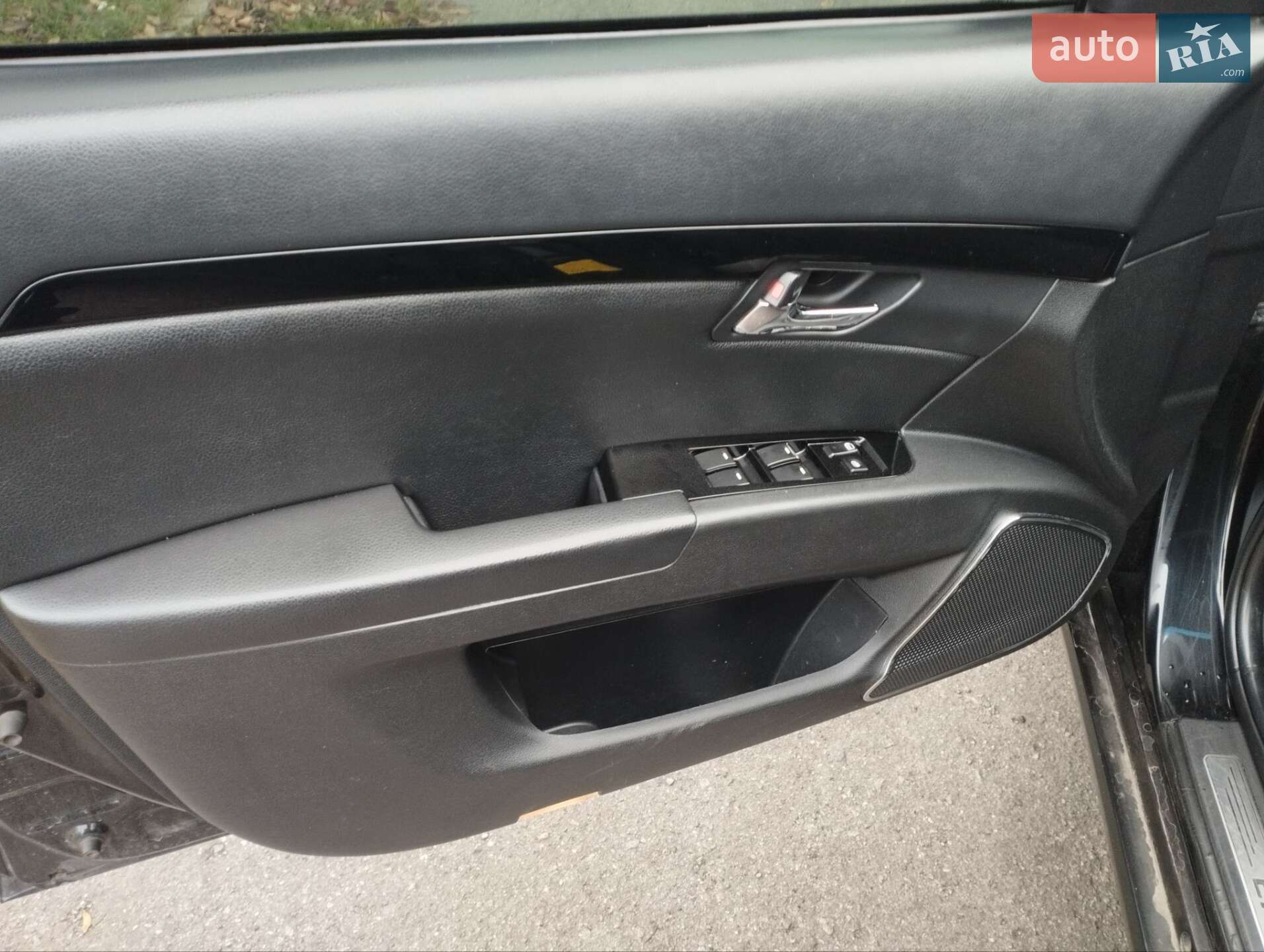 Geely Emgrand 8 (EC8) 2014 VIN Y7WGC1M20E0028946 фото оголошення 24 з 88