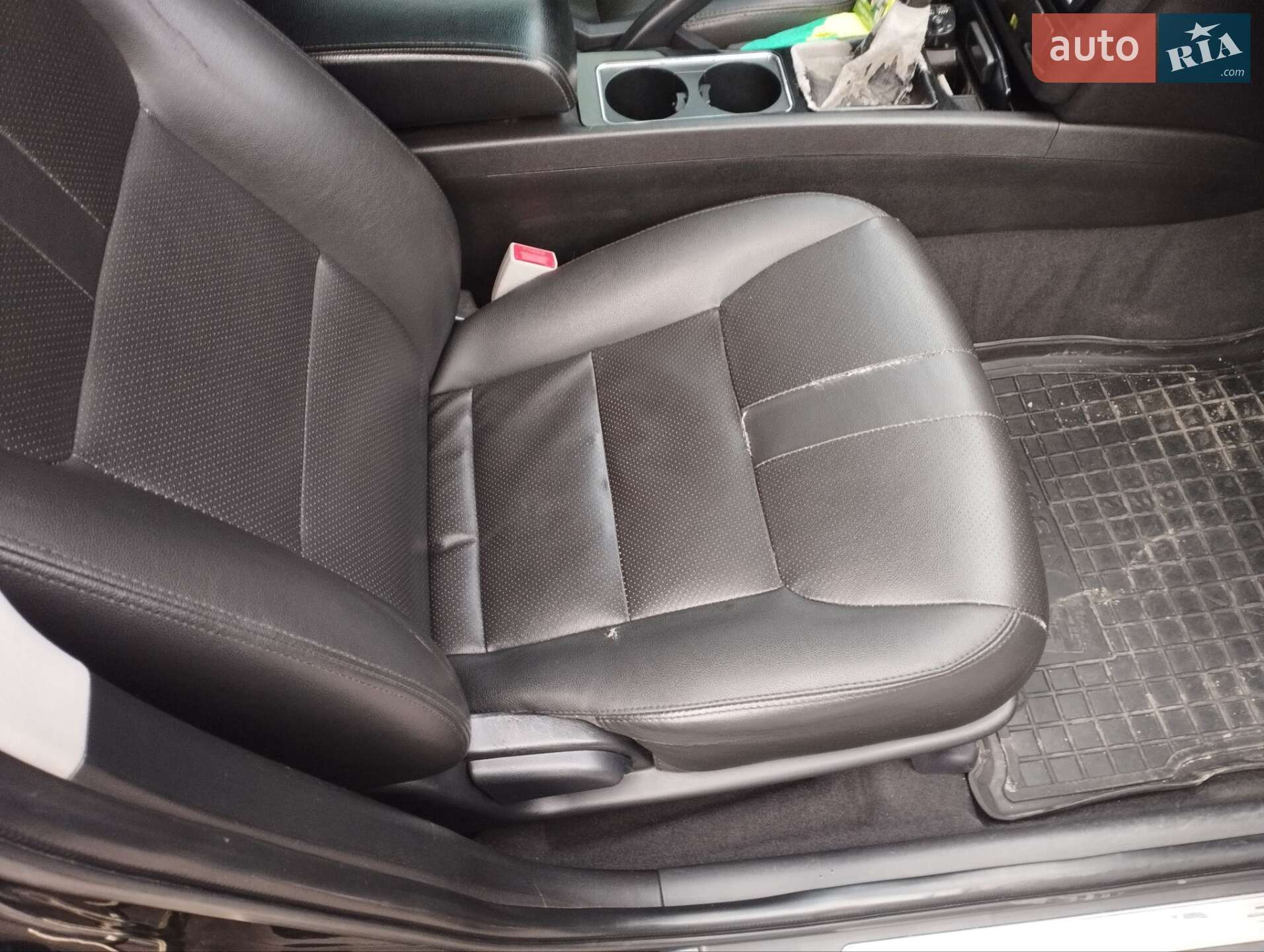 Geely Emgrand 8 (EC8) 2014 VIN Y7WGC1M20E0028946 фото оголошення 72 з 88