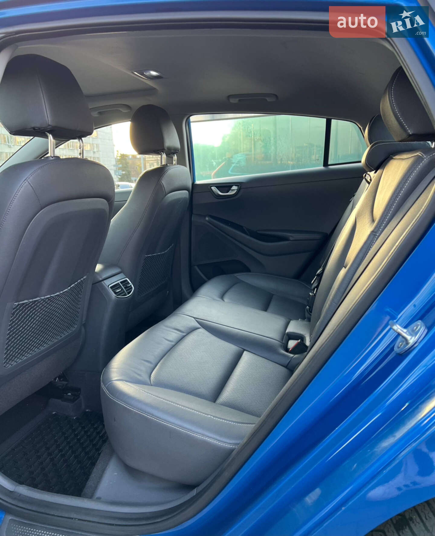 Hyundai Ioniq 2018 VIN KMHC851HFHU022118 фото оголошення 7 з 15