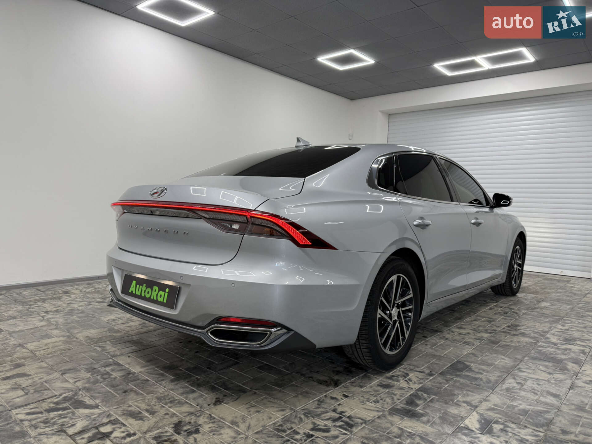 Hyundai Grandeur 2020 VIN KMHF341NBLA378072 фото оголошення 5 з 32