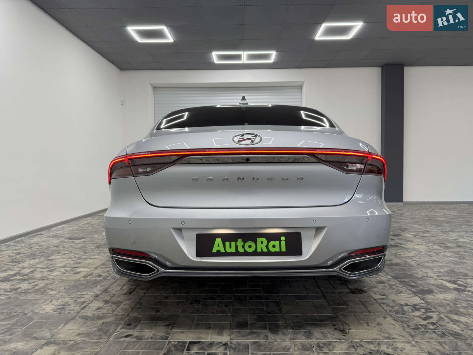 Hyundai Grandeur 2020 VIN KMHF341NBLA378072 фото оголошення 6 з 32