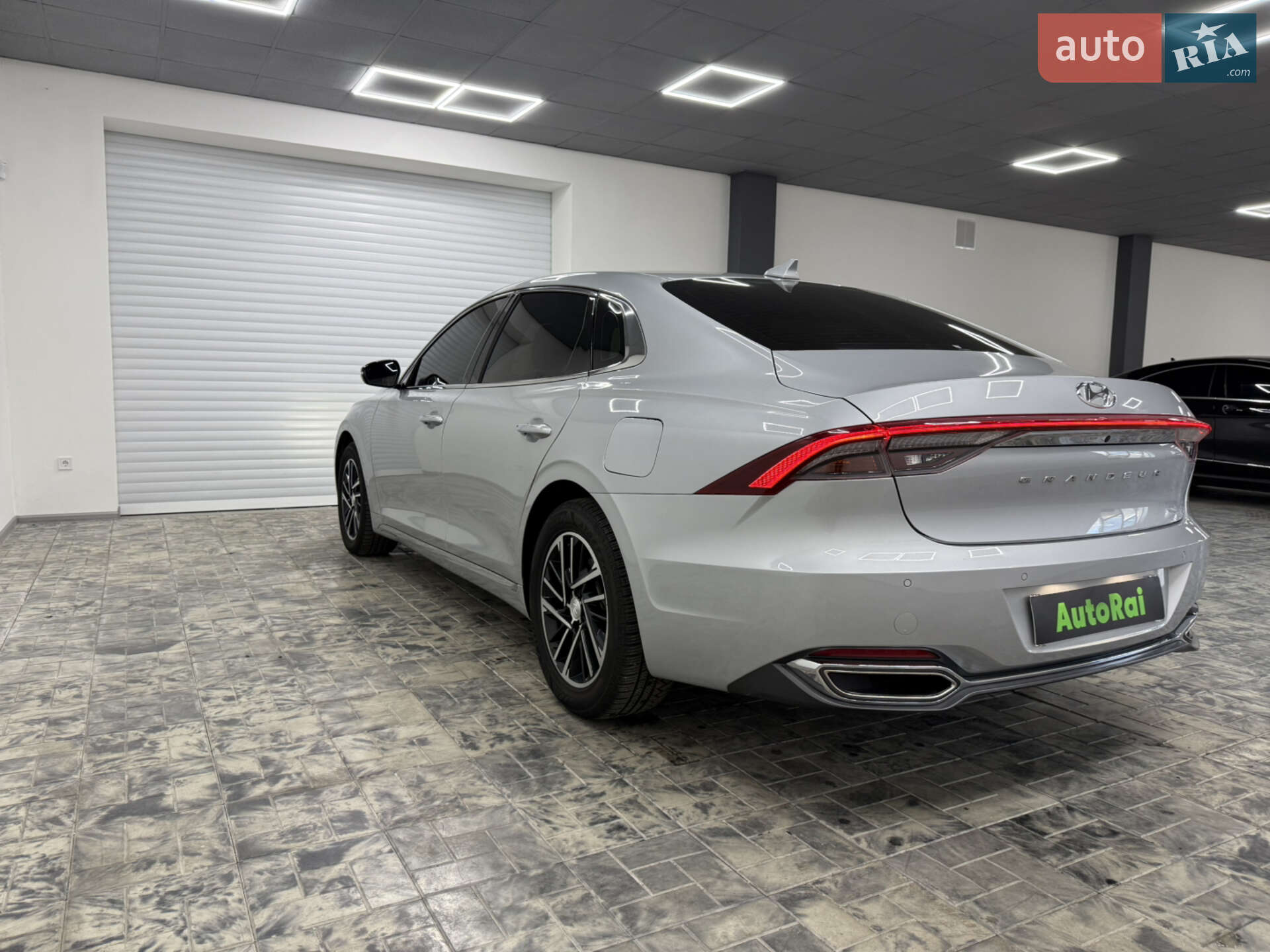 Hyundai Grandeur 2020 VIN KMHF341NBLA378072 фото оголошення 7 з 32