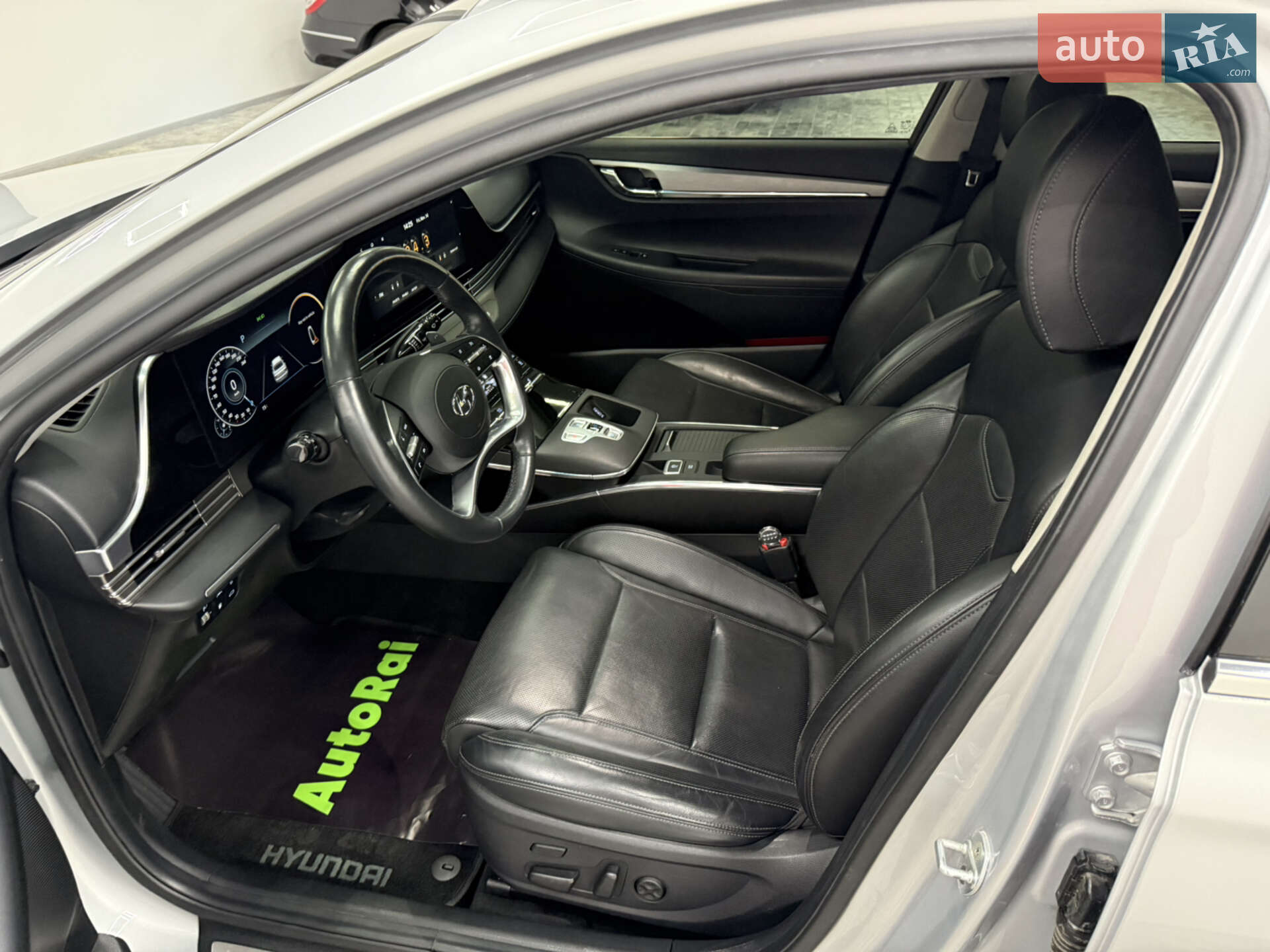 Hyundai Grandeur 2020 VIN KMHF341NBLA378072 фото оголошення 14 з 32