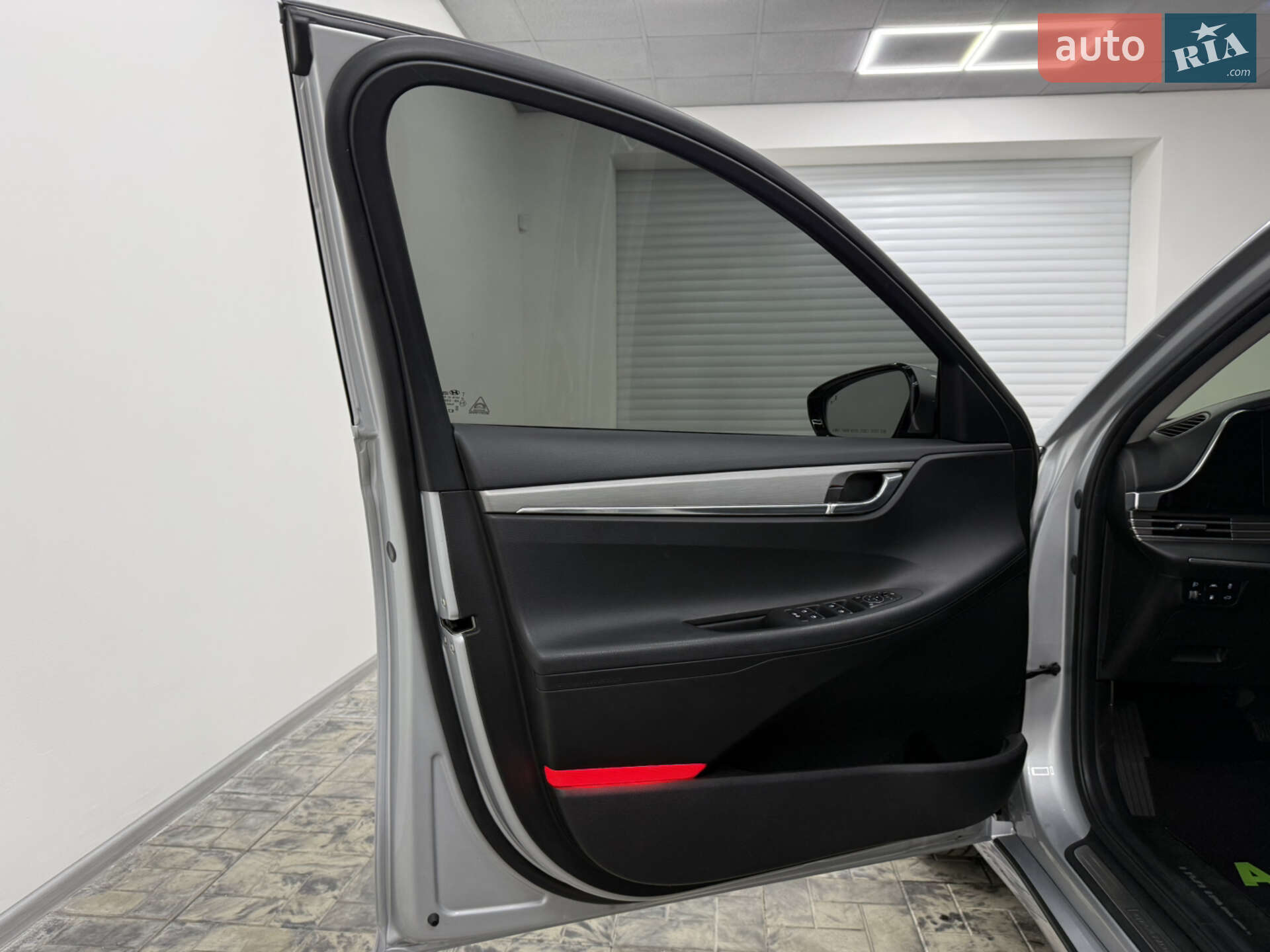 Hyundai Grandeur 2020 VIN KMHF341NBLA378072 фото оголошення 28 з 32