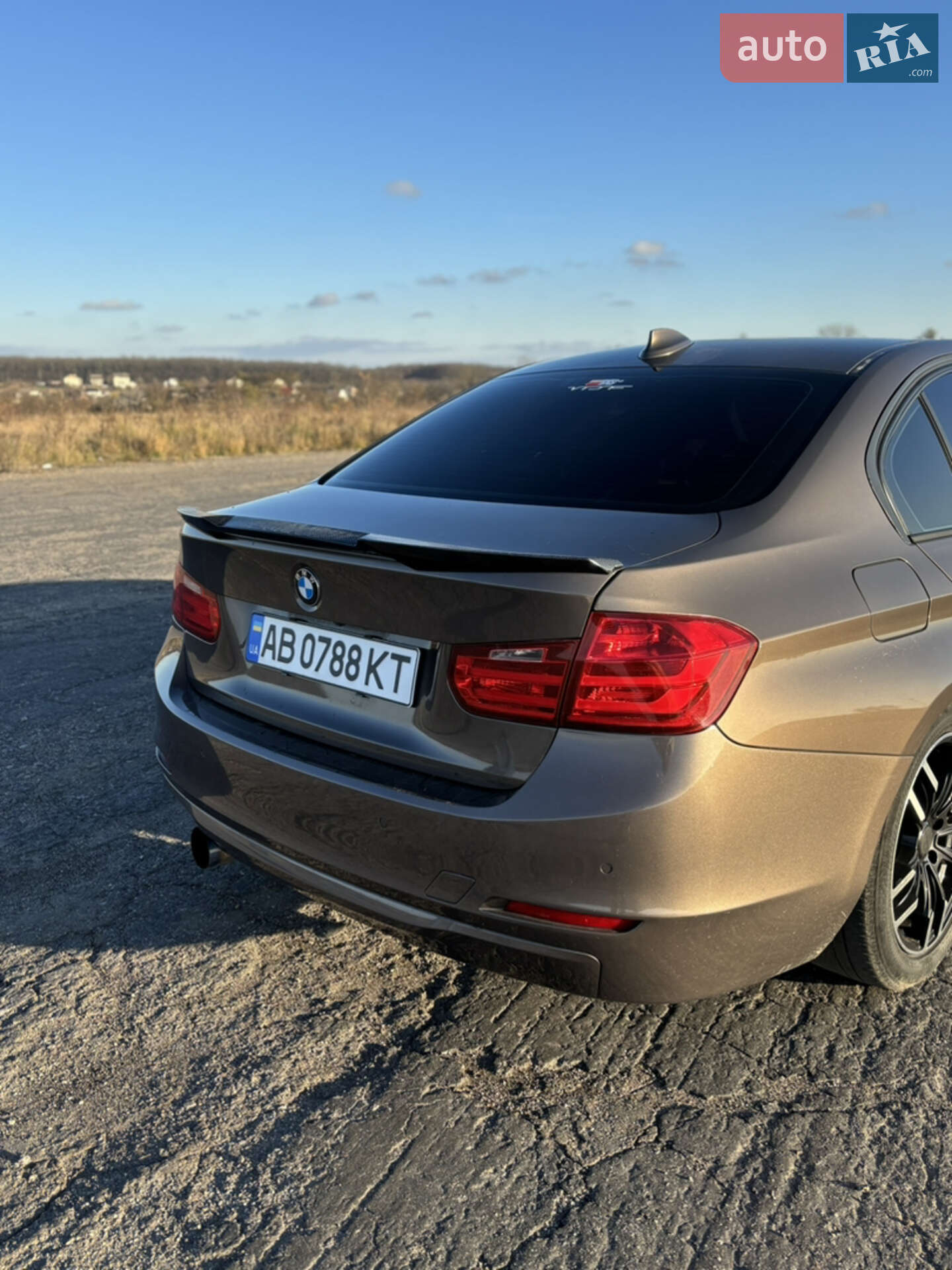 BMW 3 Series 2013 VIN WBA3C1G52DNR49163 фото оголошення 11 з 17