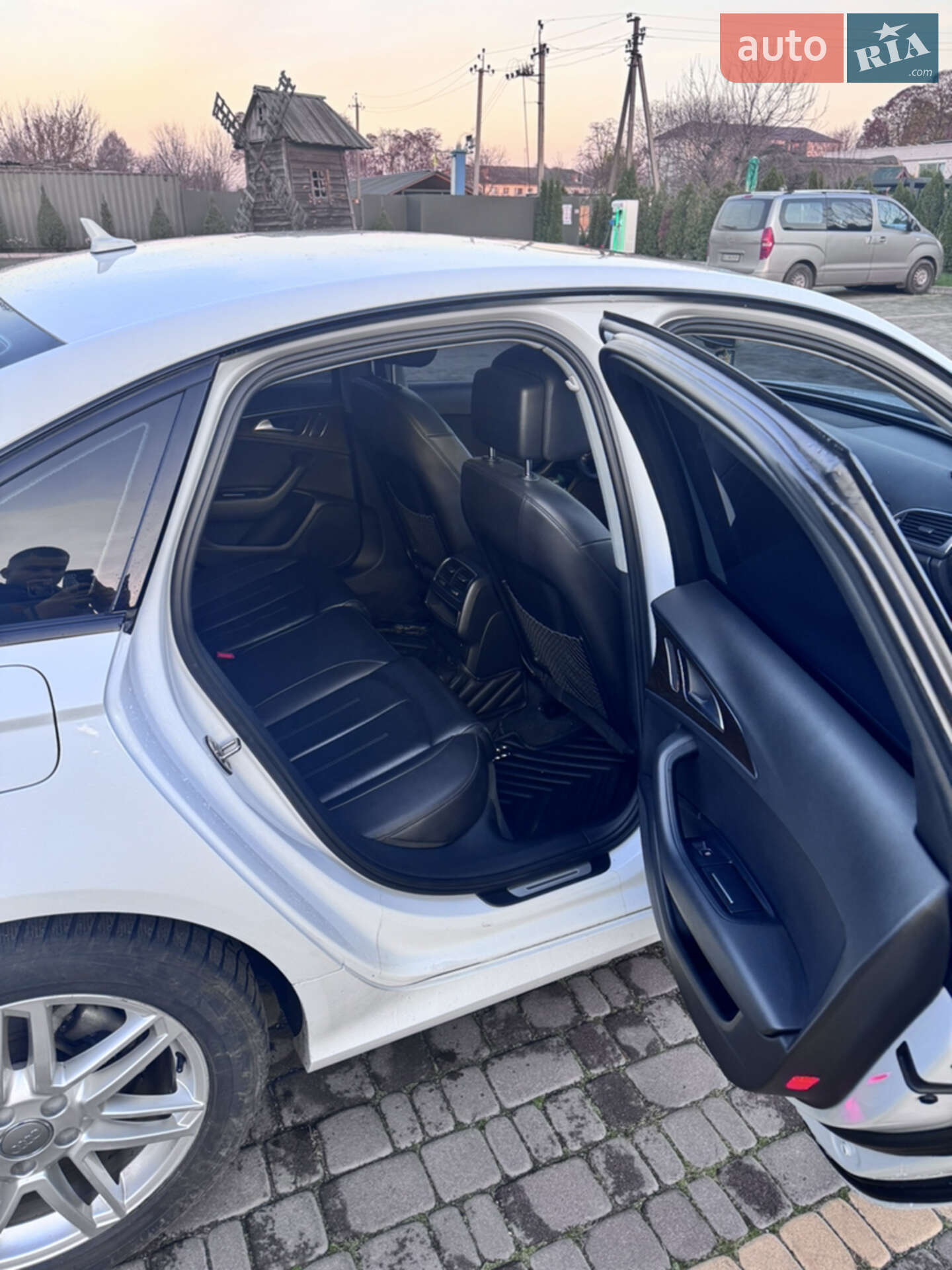 Audi A6 2016 VIN WAUZZZ4G6GN169457 фото оголошення 14 з 18