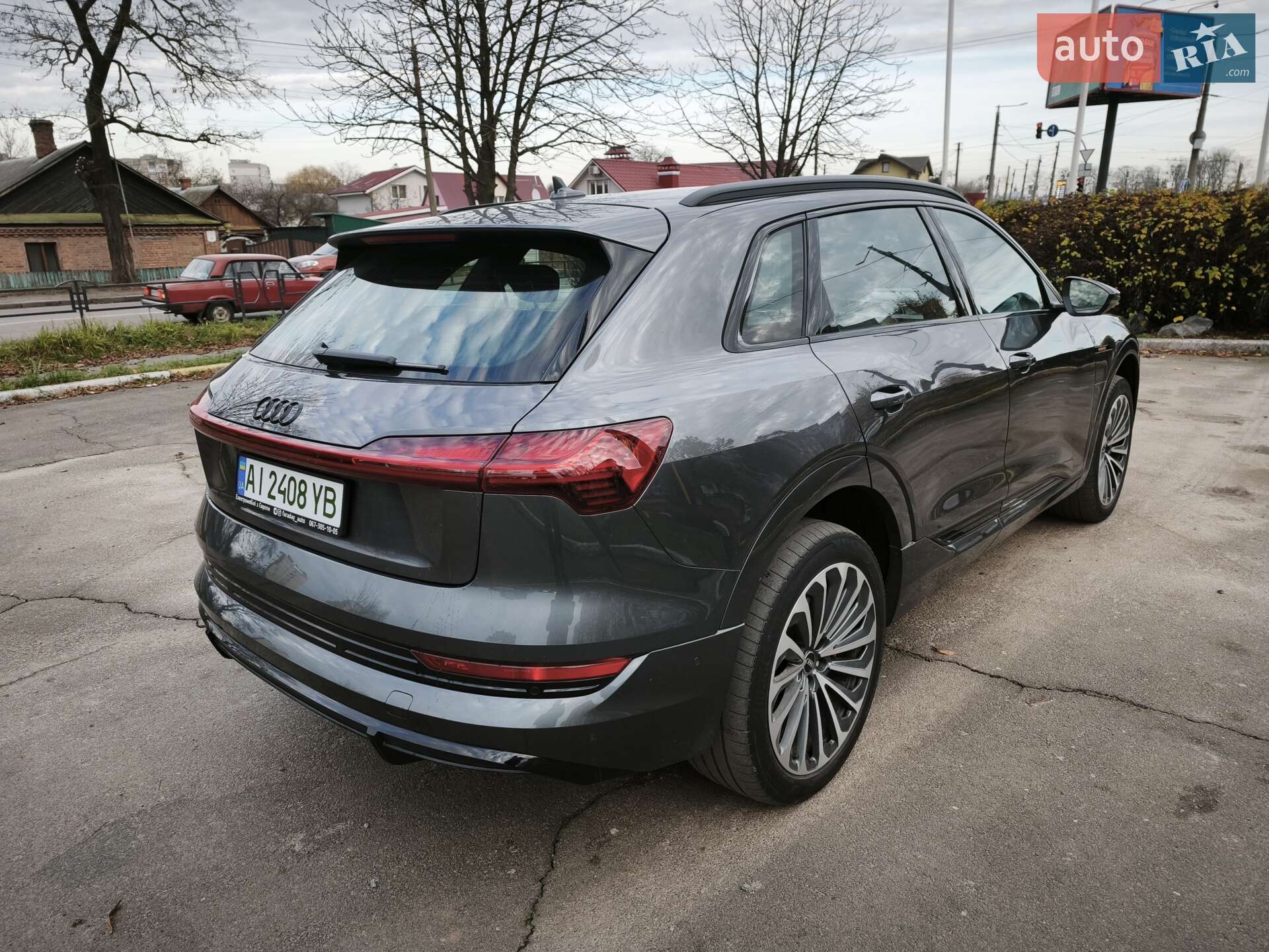 Audi e-tron 2022 VIN WAUZZZGE5NB031224 фото оголошення 8 з 22