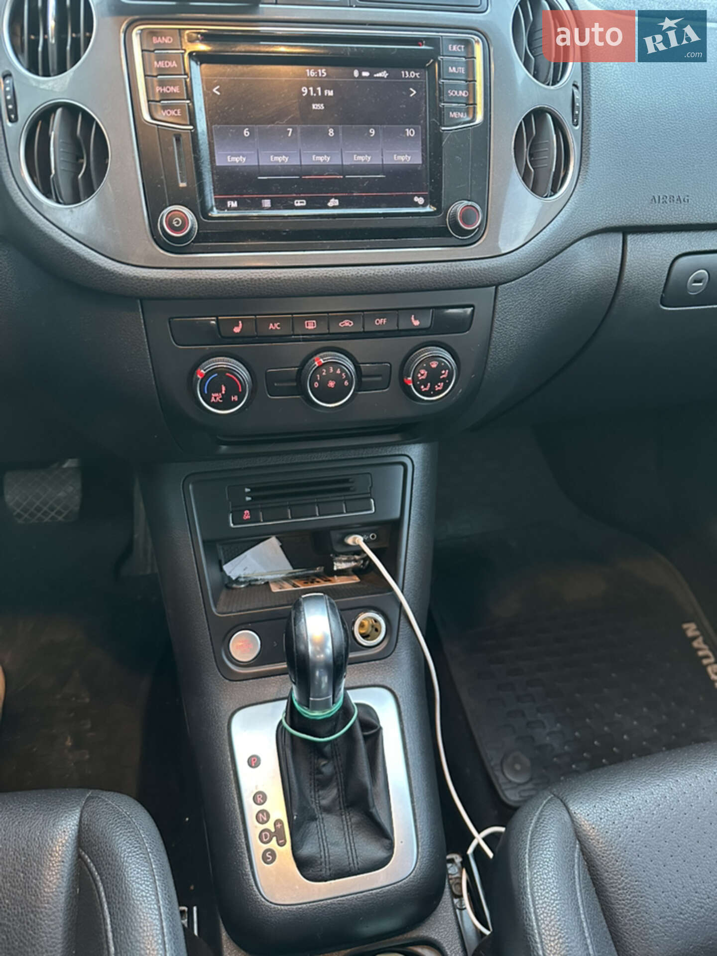 Volkswagen Tiguan 2016 VIN WVGAV7AX8HK017859 фото оголошення 21 з 23