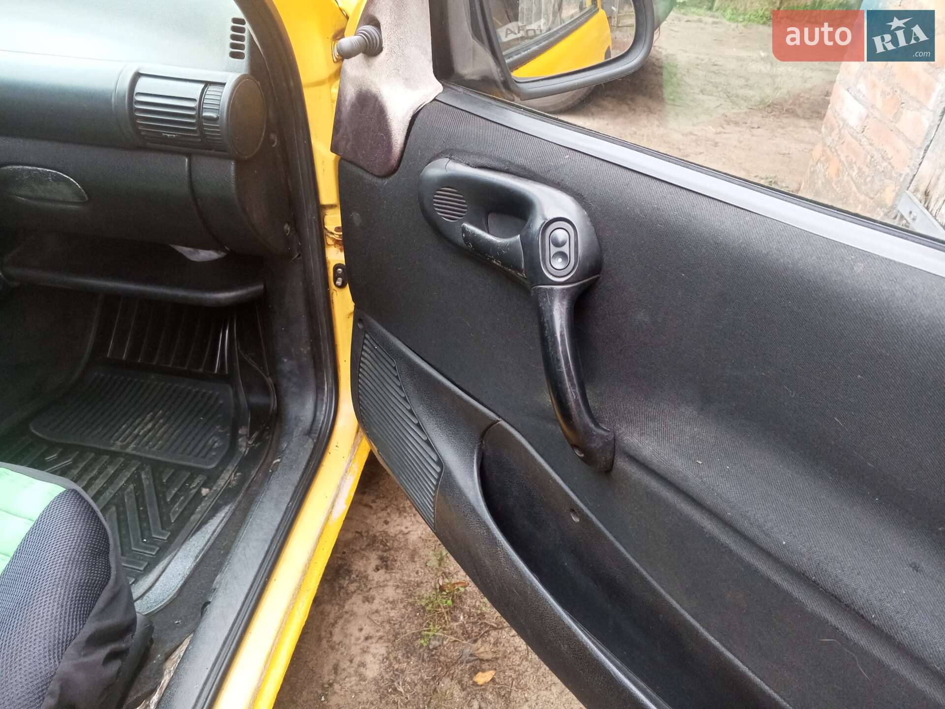 Opel Corsa 2000 VIN W0L0SBF08Y3025069 фото оголошення 9 з 18