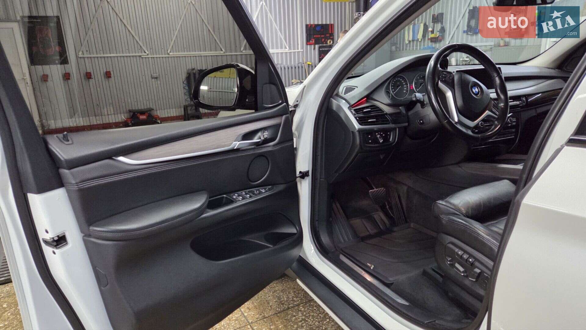 BMW X5 2014 VIN WBAKR010900J05906 фото оголошення 10 з 57