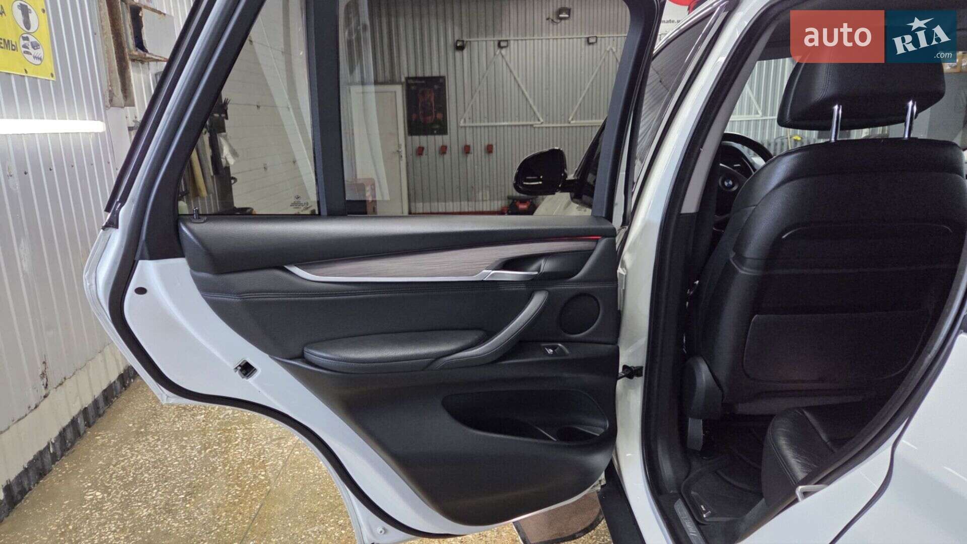 BMW X5 2014 VIN WBAKR010900J05906 фото оголошення 15 з 57