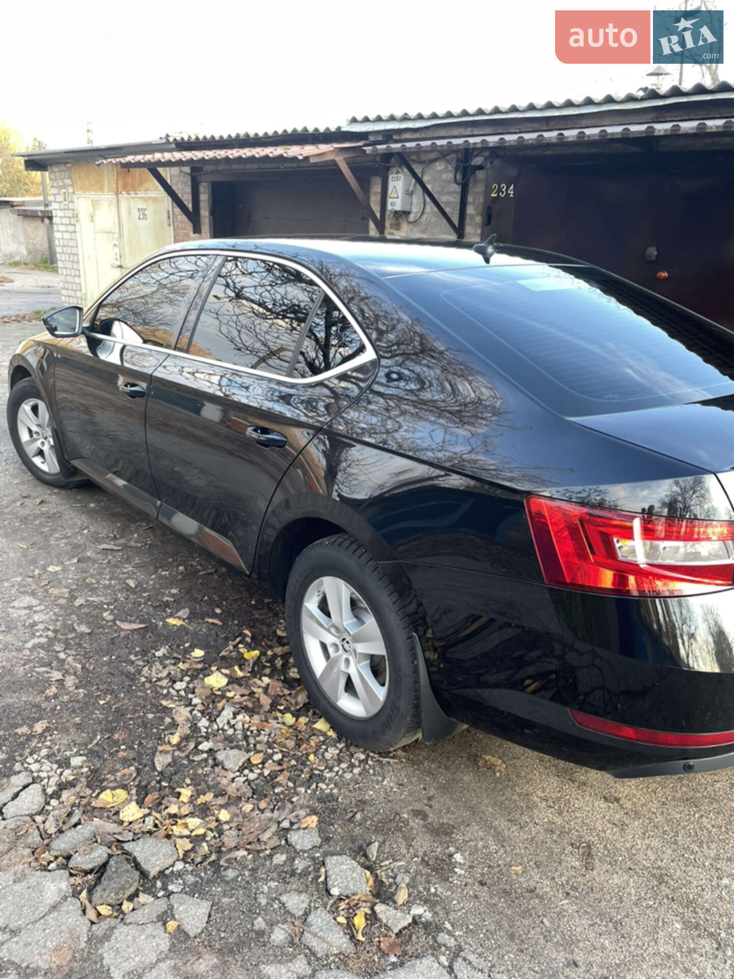 Skoda Superb 2017 VIN TMBAL4NP2JB300010 фото оголошення 8 з 31