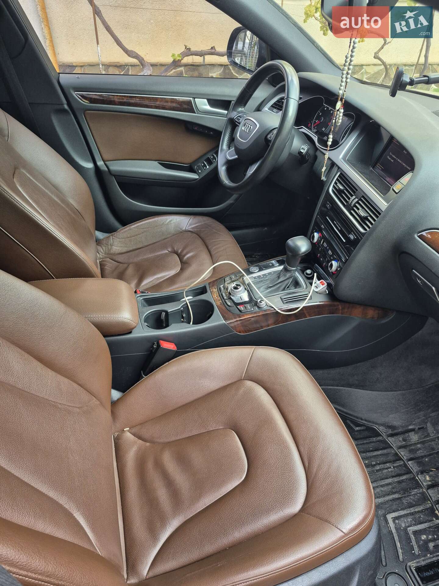 Audi A4 Allroad 2013 VIN WA1UFAFL3DA219231 фото оголошення 4 з 11