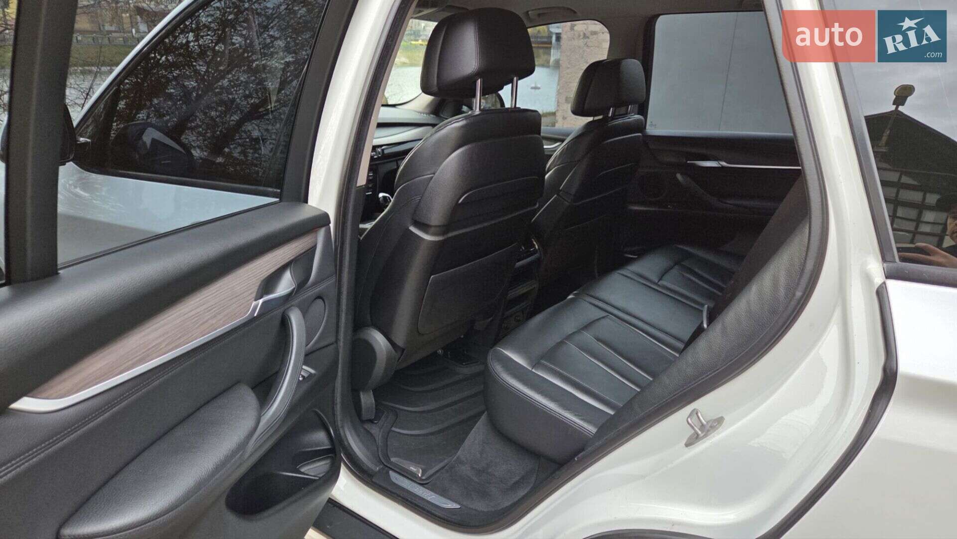 BMW X5 2014 VIN WBAKR010900J05906 фото оголошення 36 з 57