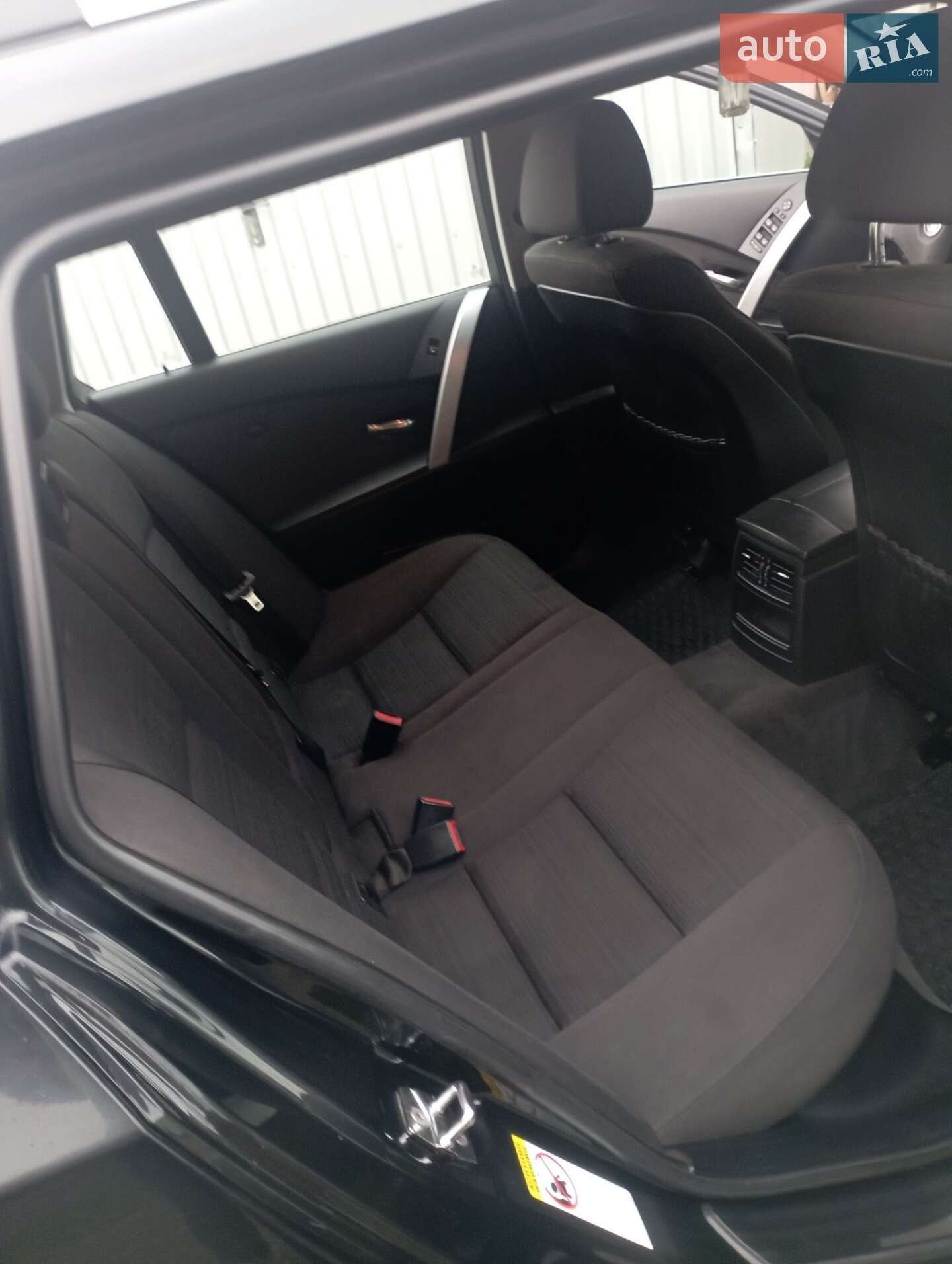 BMW 5 Series 2005 VIN WBANL51010CM95653 фото оголошення 2 з 10