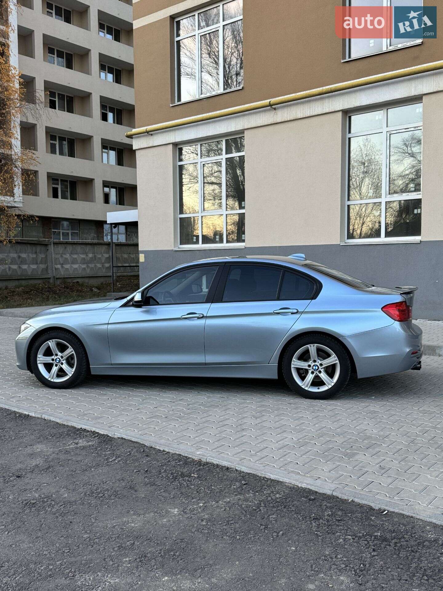 BMW 3 Series 2013 VIN WBA3C1G58DNR47109 фото оголошення 22 з 34