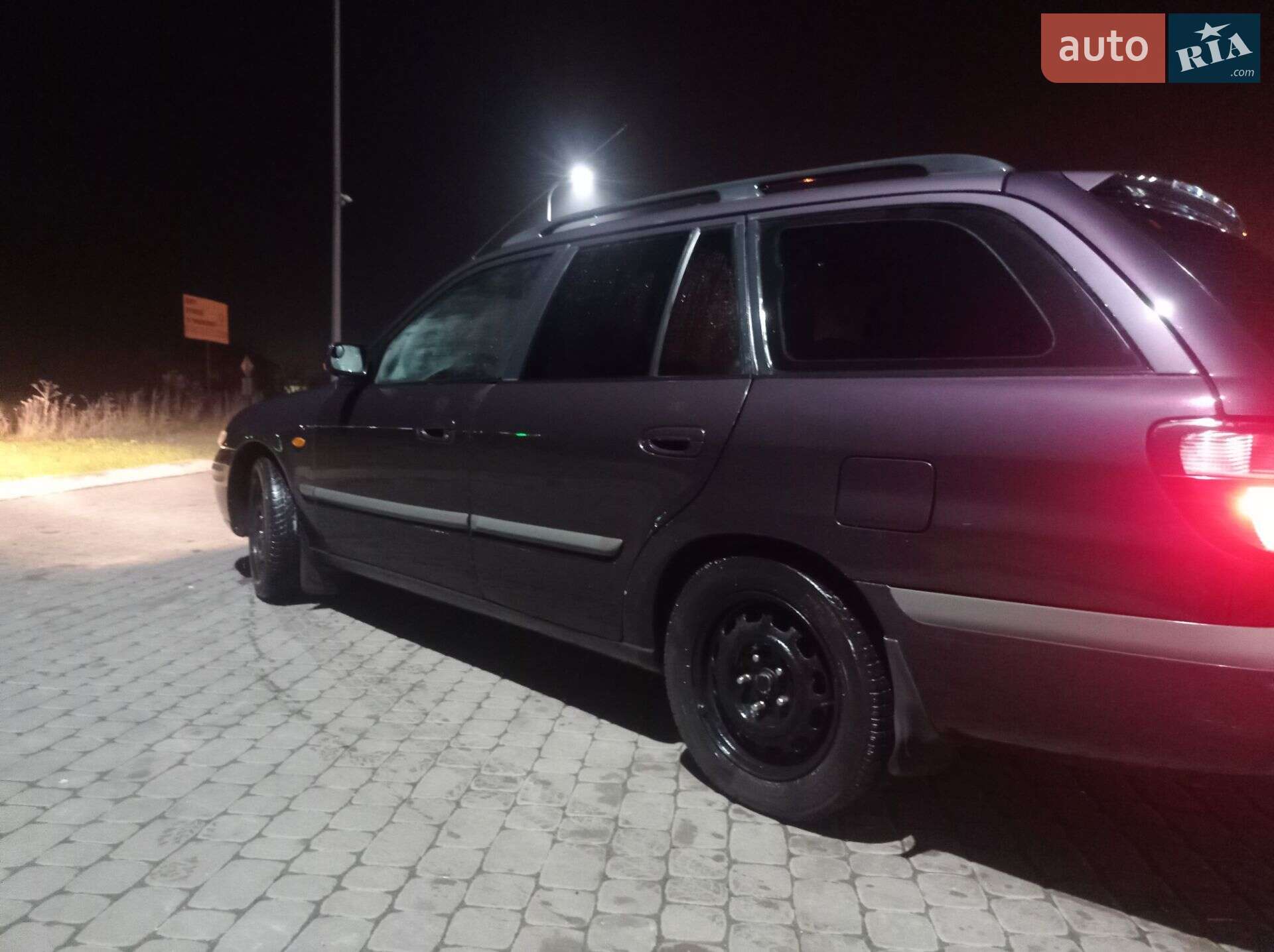 Mazda 626 1998 VIN JMZGW19P201129731 фото оголошення 9 з 36