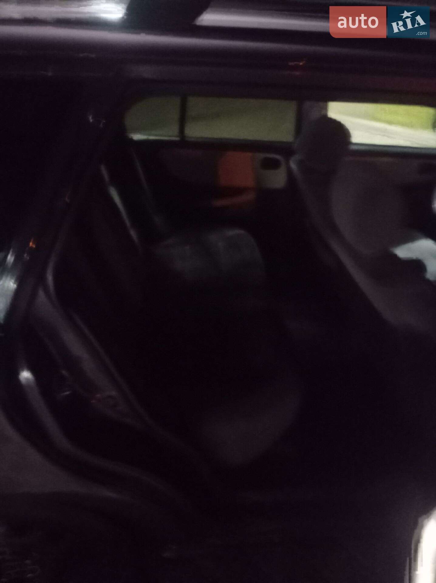 Mazda 626 1998 VIN JMZGW19P201129731 фото оголошення 22 з 36