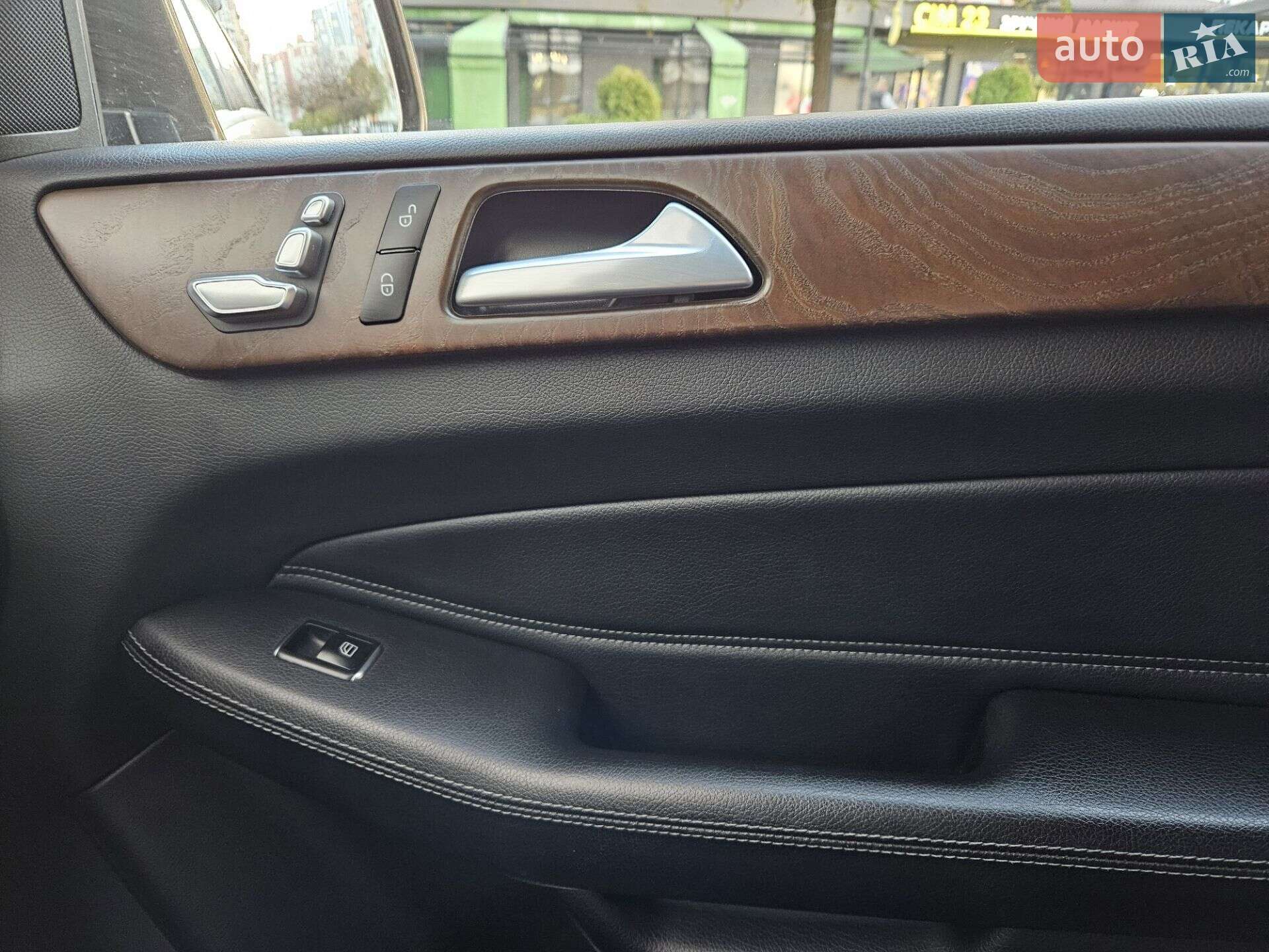 Mercedes-Benz GLE-Class 2017 VIN WDC1660041B053467 фото оголошення 28 з 39