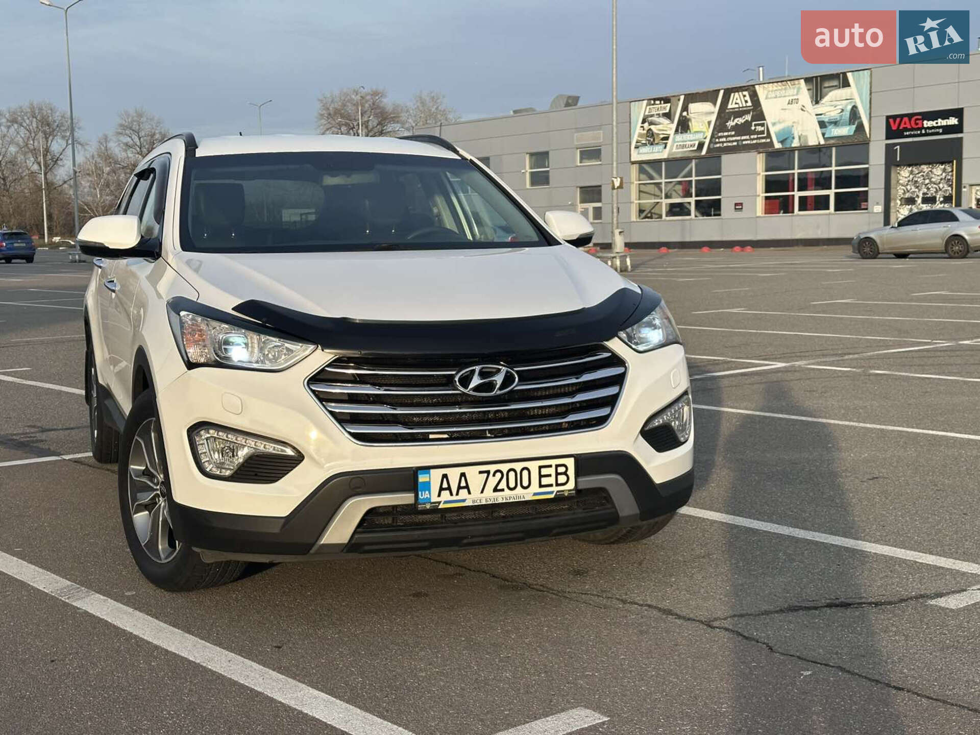 Hyundai Grand Santa Fe 2015 VIN KMHSN81XDFU119680 фото оголошення 2 з 30