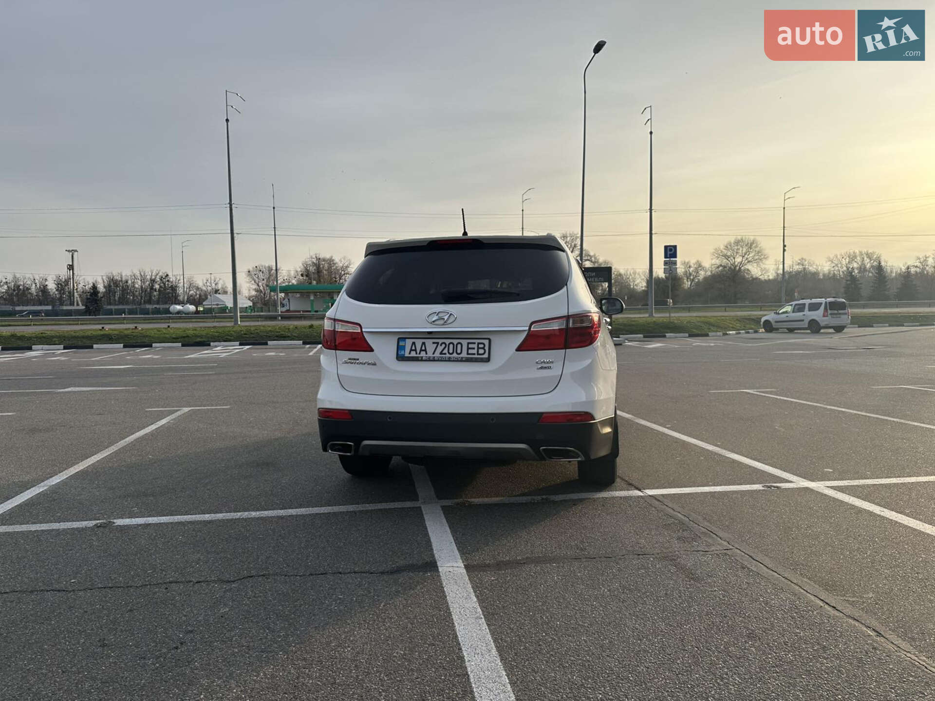 Hyundai Grand Santa Fe 2015 VIN KMHSN81XDFU119680 фото оголошення 23 з 30