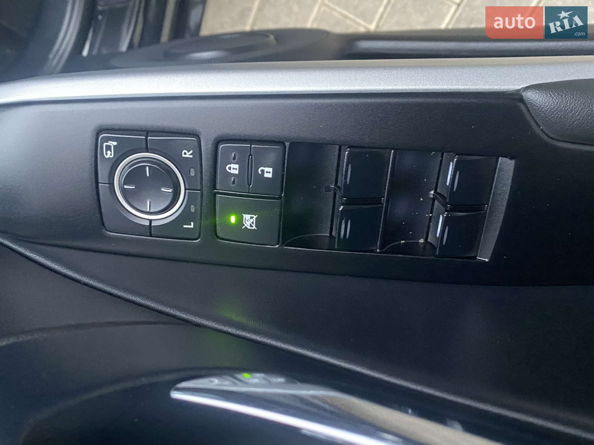 Lexus IS 2014 VIN JTHBH5D2X05024110 фото оголошення 20 з 23
