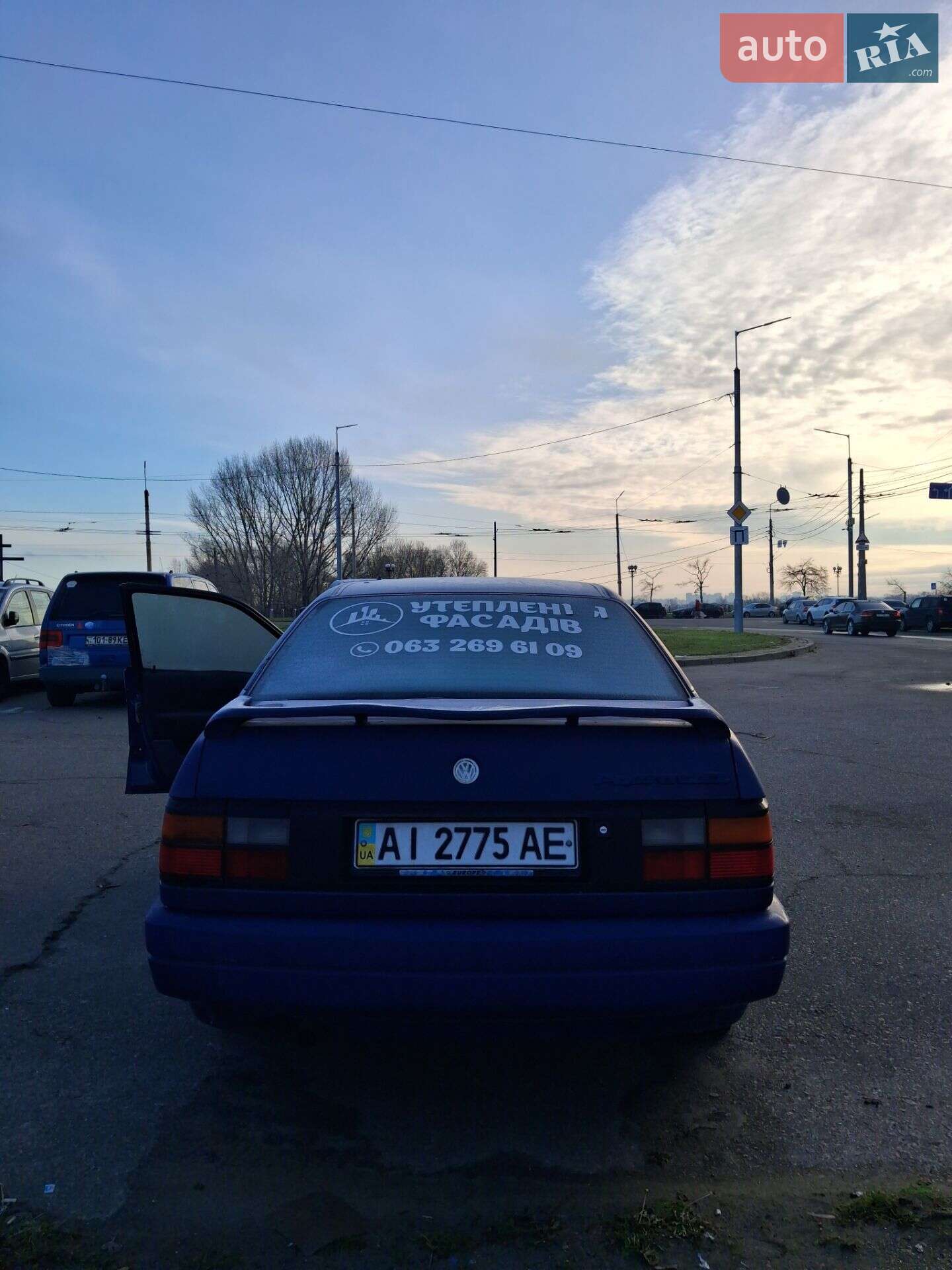 Volkswagen Passat 1988 VIN WVWZZZ31ZJE048169 фото оголошення 2 з 7