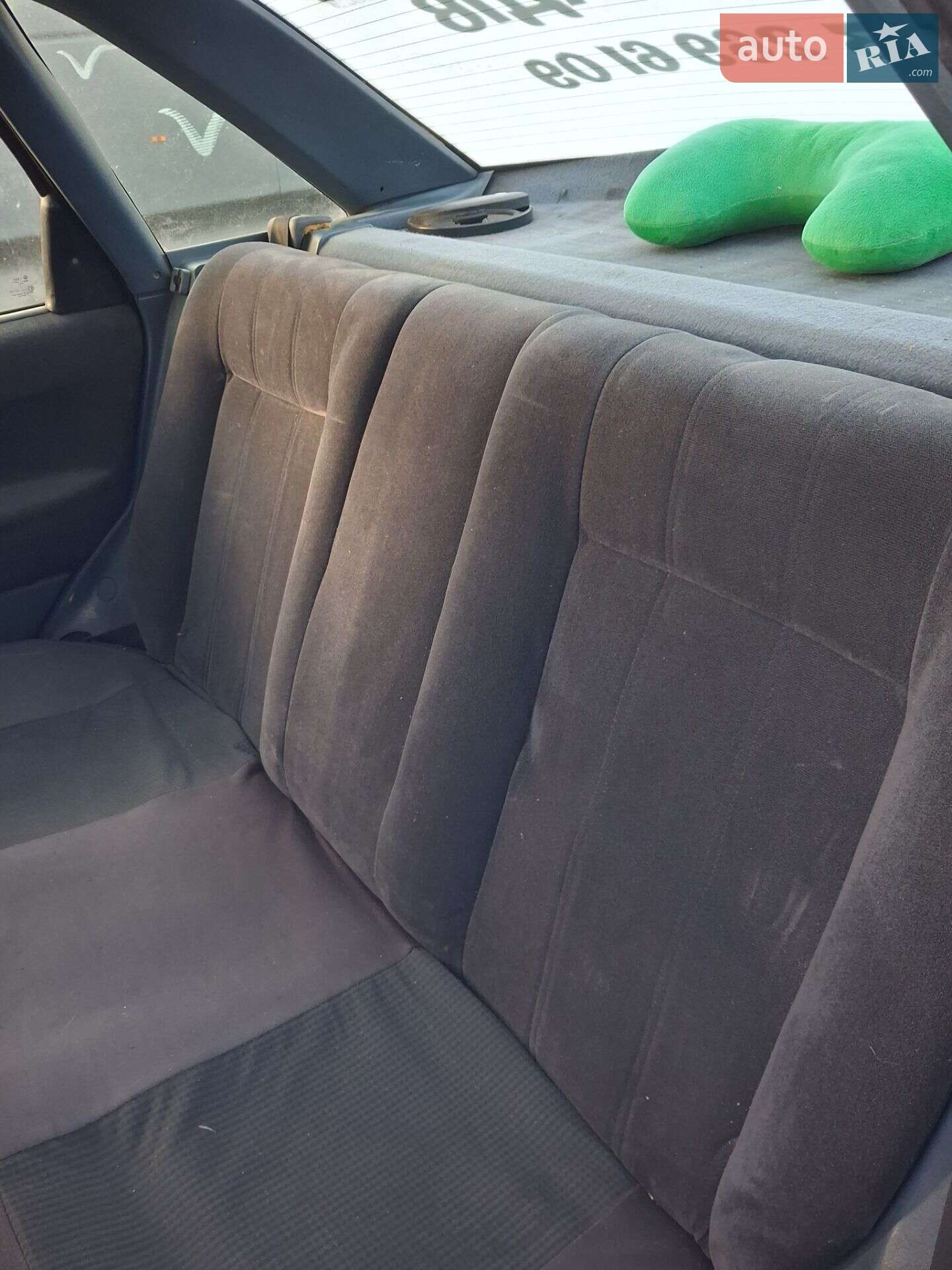 Volkswagen Passat 1988 VIN WVWZZZ31ZJE048169 фото оголошення 6 з 7
