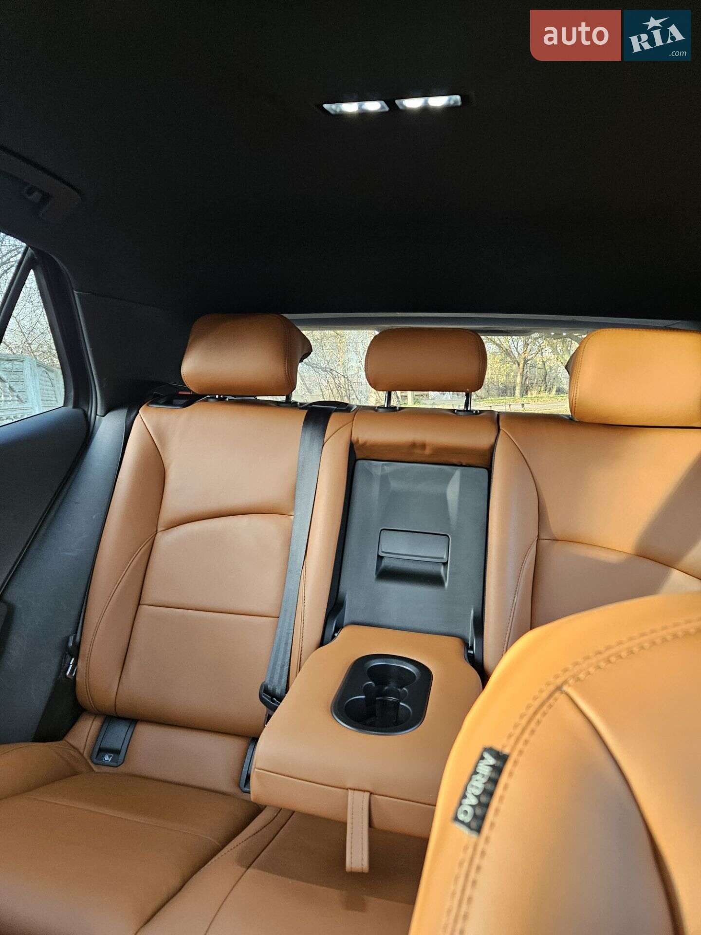 Volkswagen ID.3 2020 VIN WVWZZZE1ZMP011915 фото оголошення 11 з 12