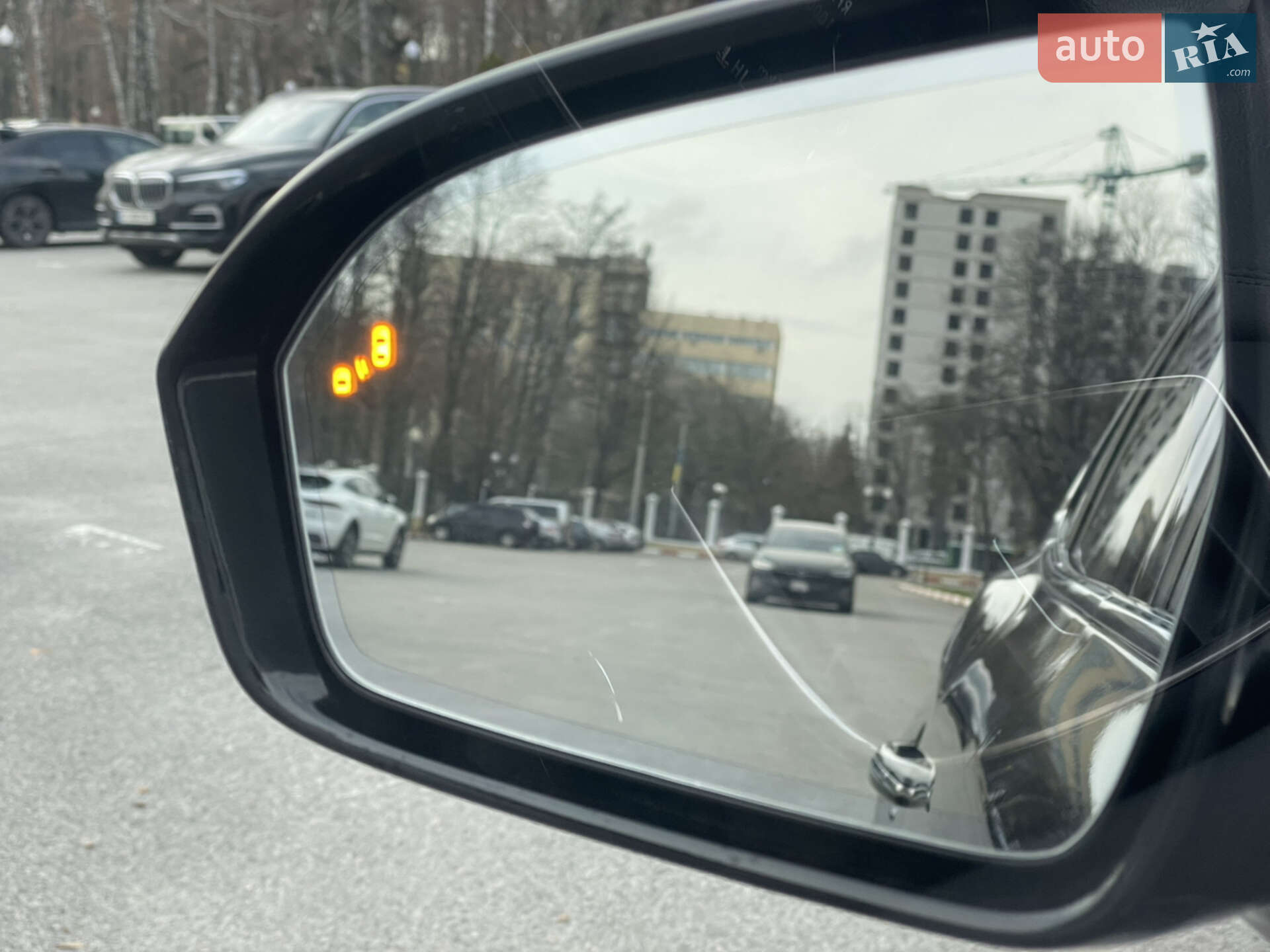 Lincoln Nautilus 2019 VIN 2LMPJ8LPXKBL61711 фото оголошення 26 з 32