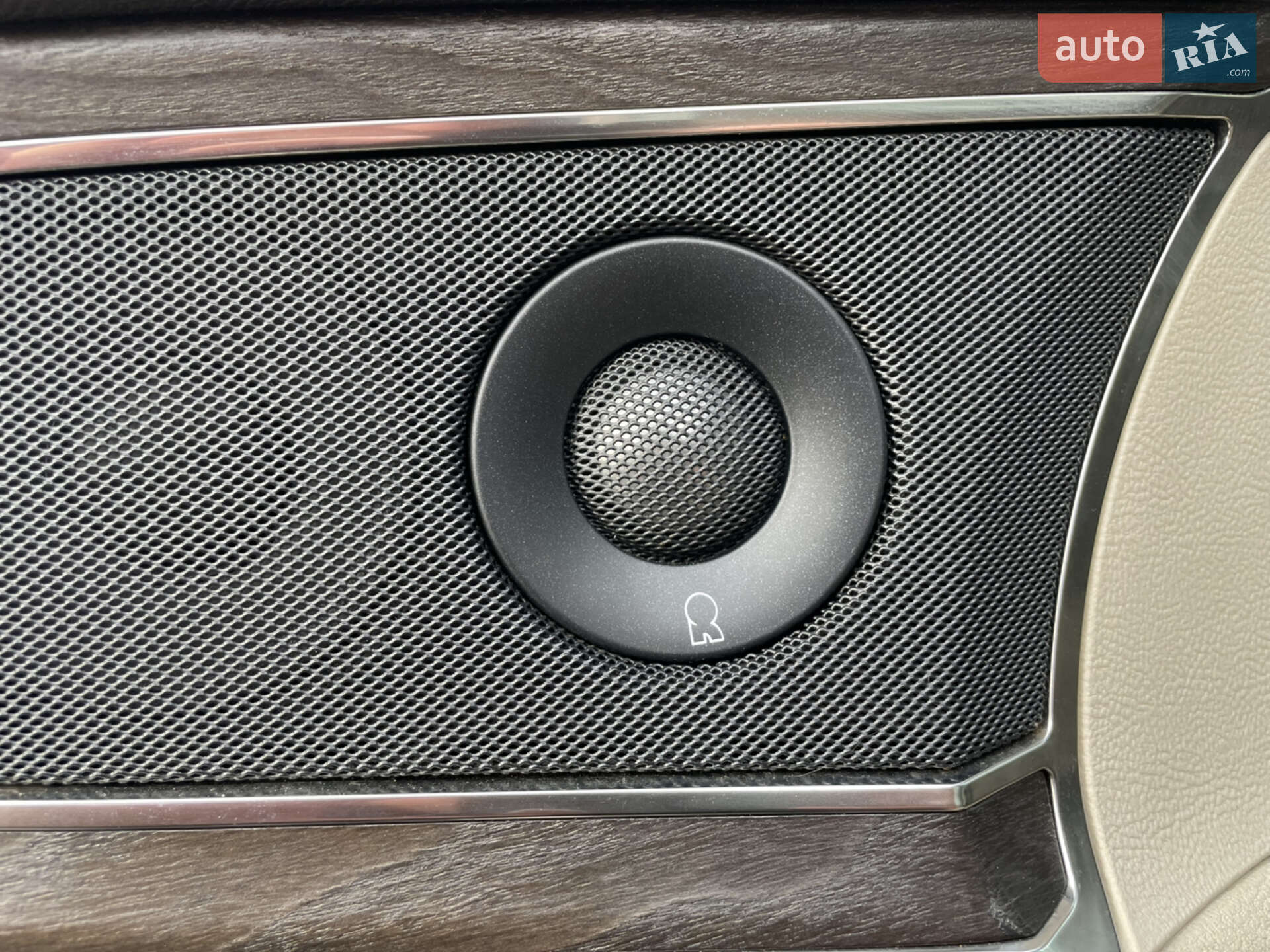 Lincoln Nautilus 2019 VIN 2LMPJ8LPXKBL61711 фото оголошення 32 з 32