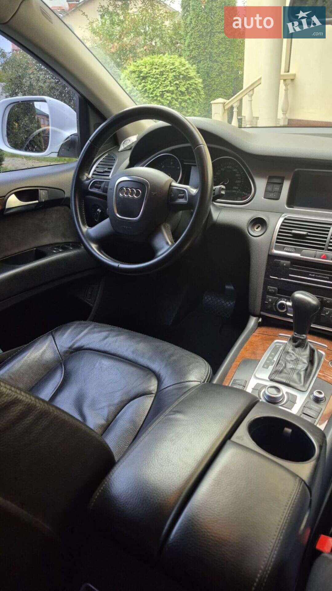 Audi Q7 2010 VIN WAUZZZ4L6BD015276 фото оголошення 2 з 22